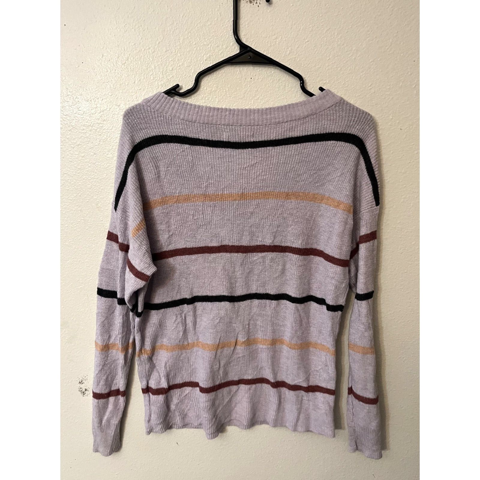 American Eagle Outfitters American Eagle Sweater Womens Size XS Purple Striped Long Sleeve V Neck Pullover Size XS / US 0-2 / IT 36-38 - 2 Thumbnail