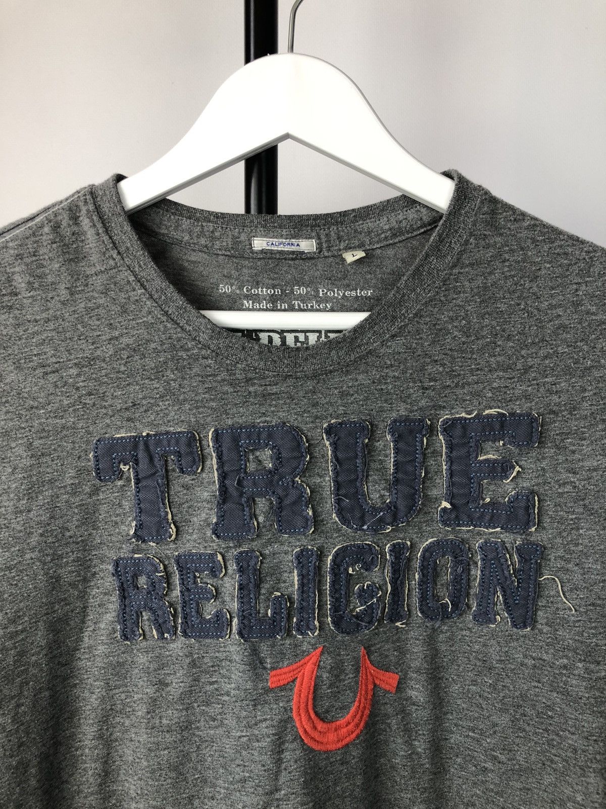 Japanese Brand × True Religion True Religion T Shirt Grey Rap Chief Keef Big Logo Y2K Size US L / EU 52-54 / 3 - 2 Thumbnail