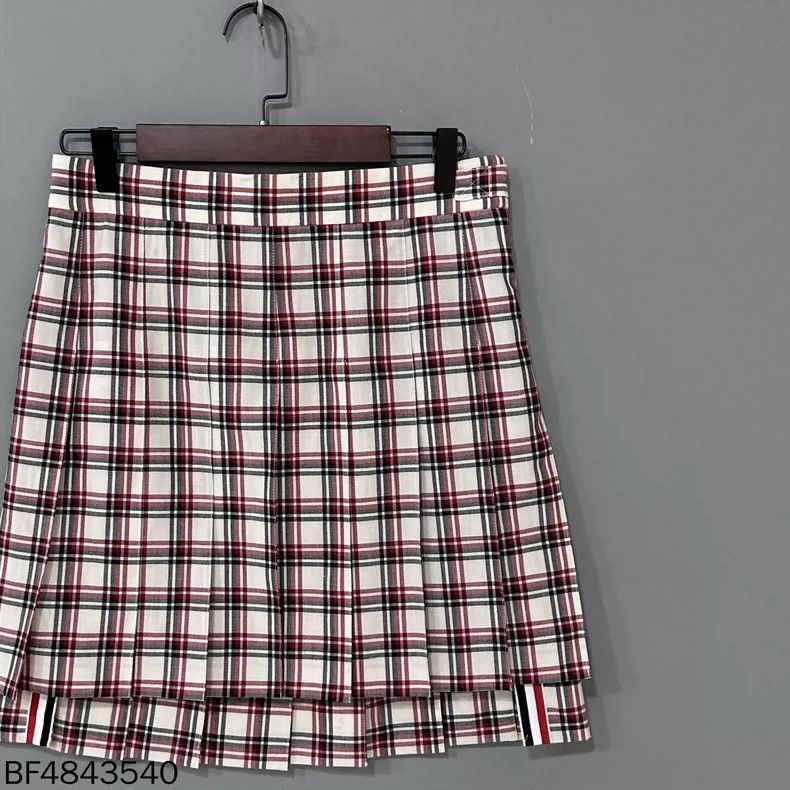 Thom Browne Thom Browne Plaid pleated skirt Size 26" / US 2 / IT 38 - 3 Thumbnail
