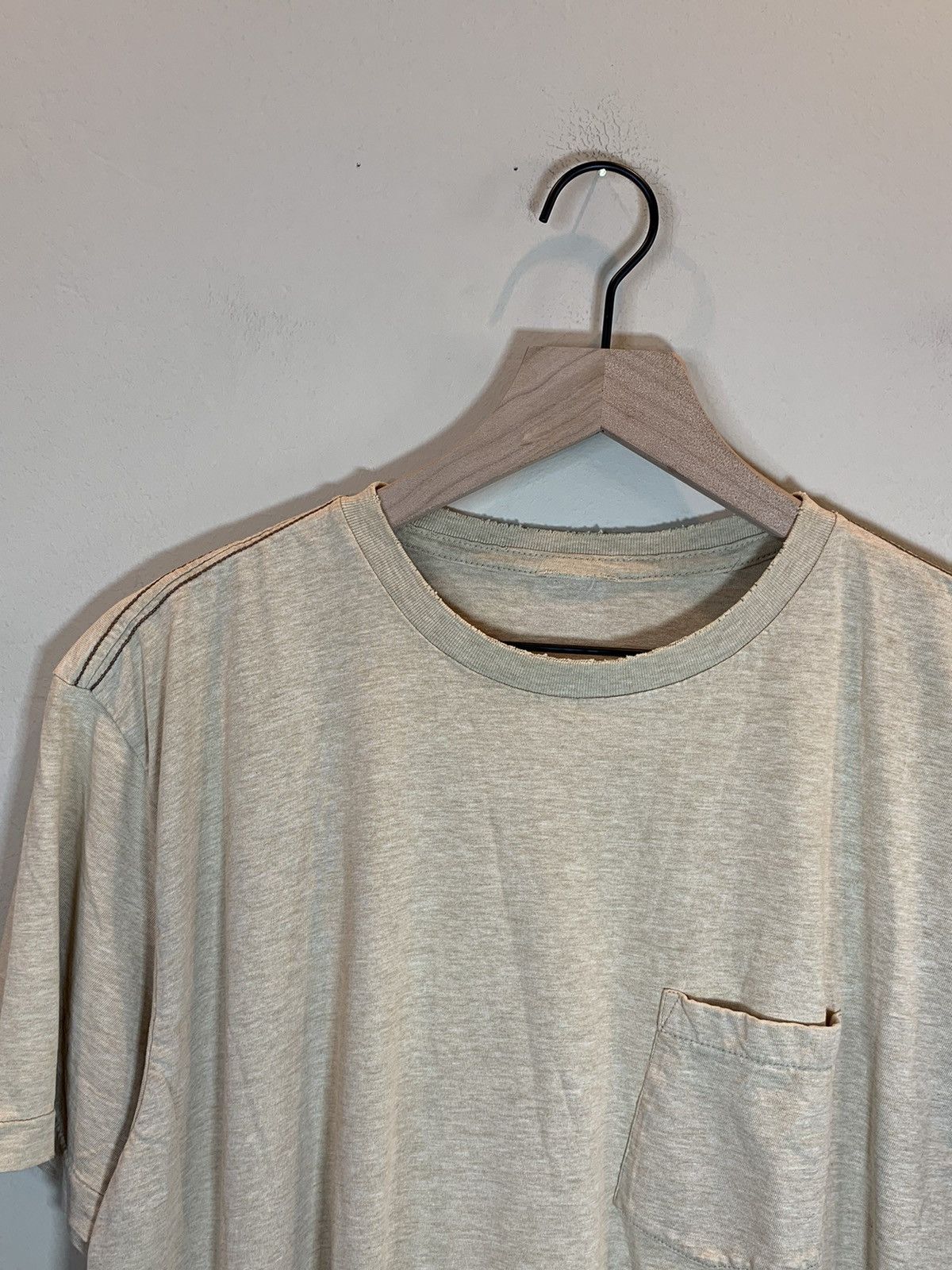 Vintage *RARE* Vintage Faded Single Stitch Pocket T-Shirt Size US XL / EU 56 / 4 - 2 Thumbnail