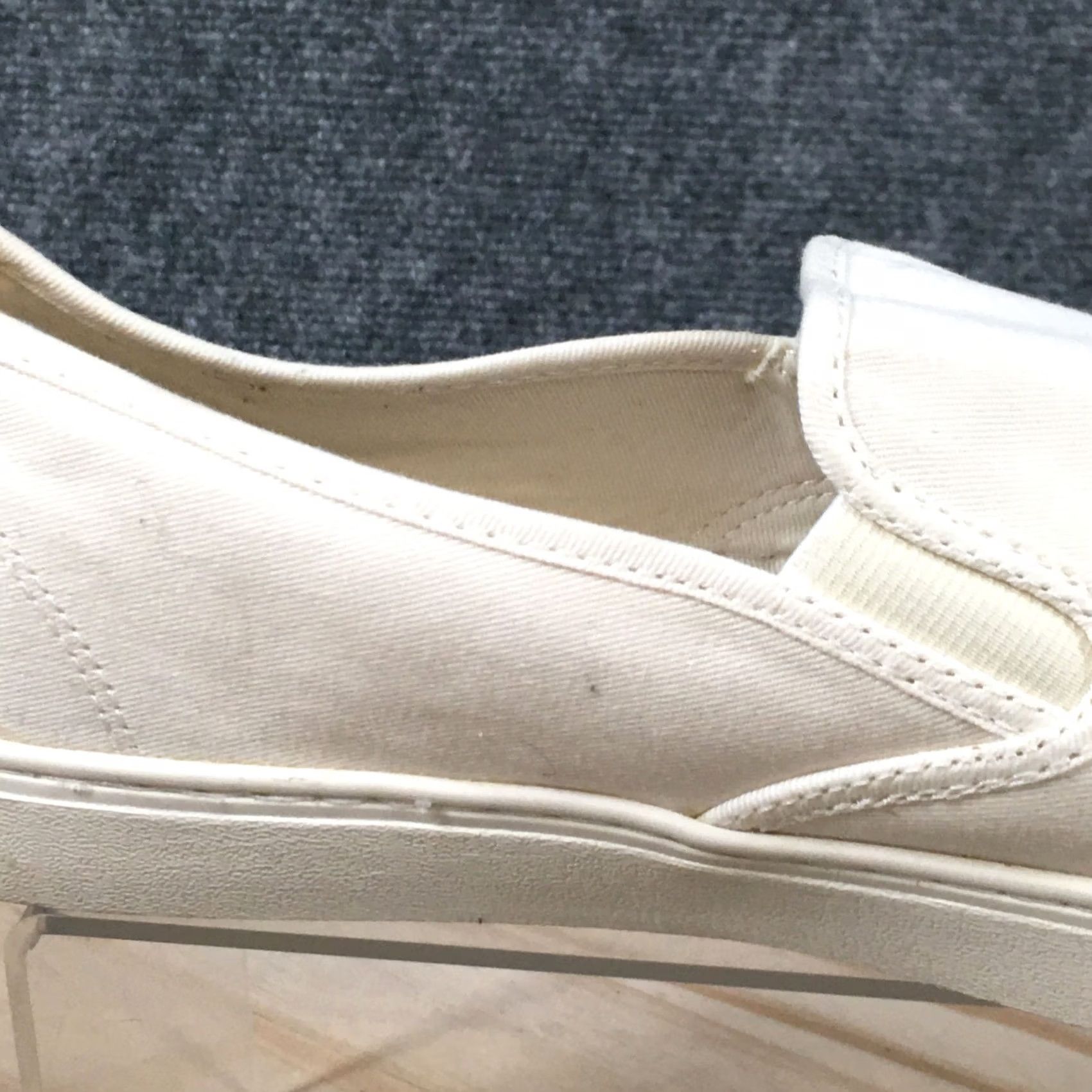 Old Navy Old Navy White Loafer Womens 10 Casual Slip On Canvas Shoes Size US 10 / IT 40 - 3 Thumbnail