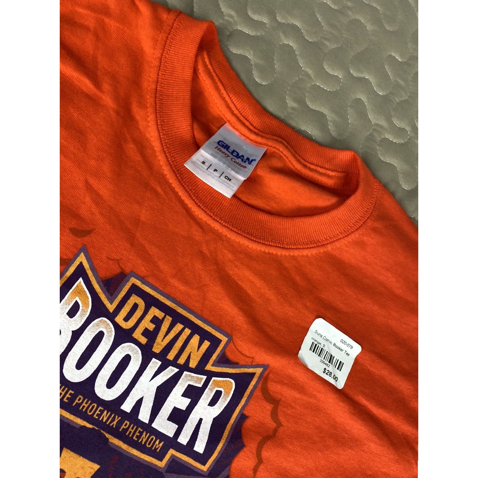 Gildan Devin Booker Phoenix Phenom Suns Graphic Tee T Shirt S Orange NBA Mens Size US S / EU 44-46 / 1 - 3 Thumbnail
