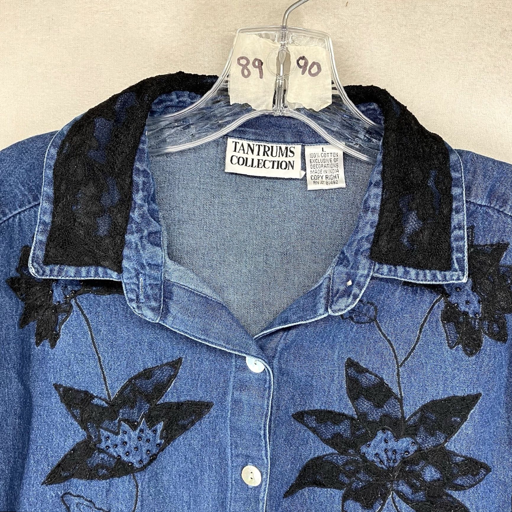 Vintage VINTAGE Tantrums Collection Denim Top Women L Blue Pearl Button Bead Embroidery Floral 90s Western Cowboy Core Button-Up Long Sleeve Size L / US 10 / IT 46 - 4 Thumbnail