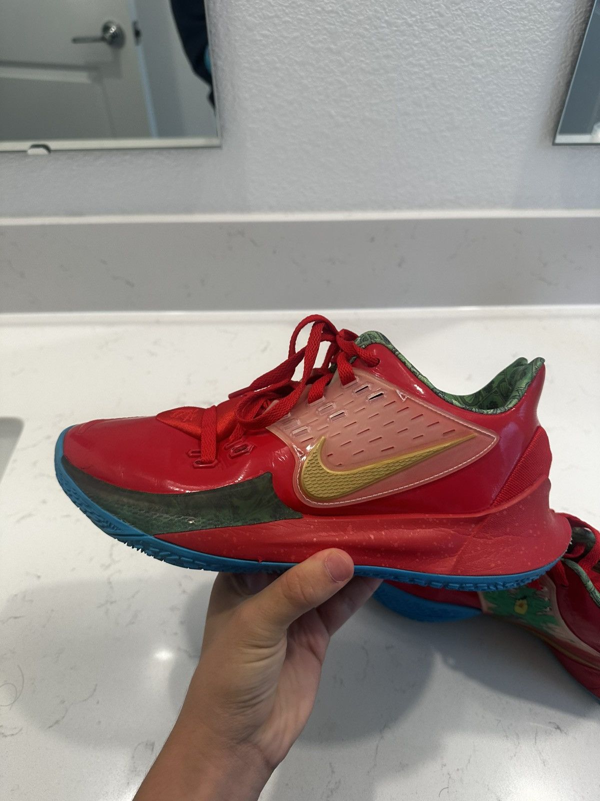 Nike Kyrie 2 low mr crab Size US 8.5 / EU 41-42 - 5 Thumbnail