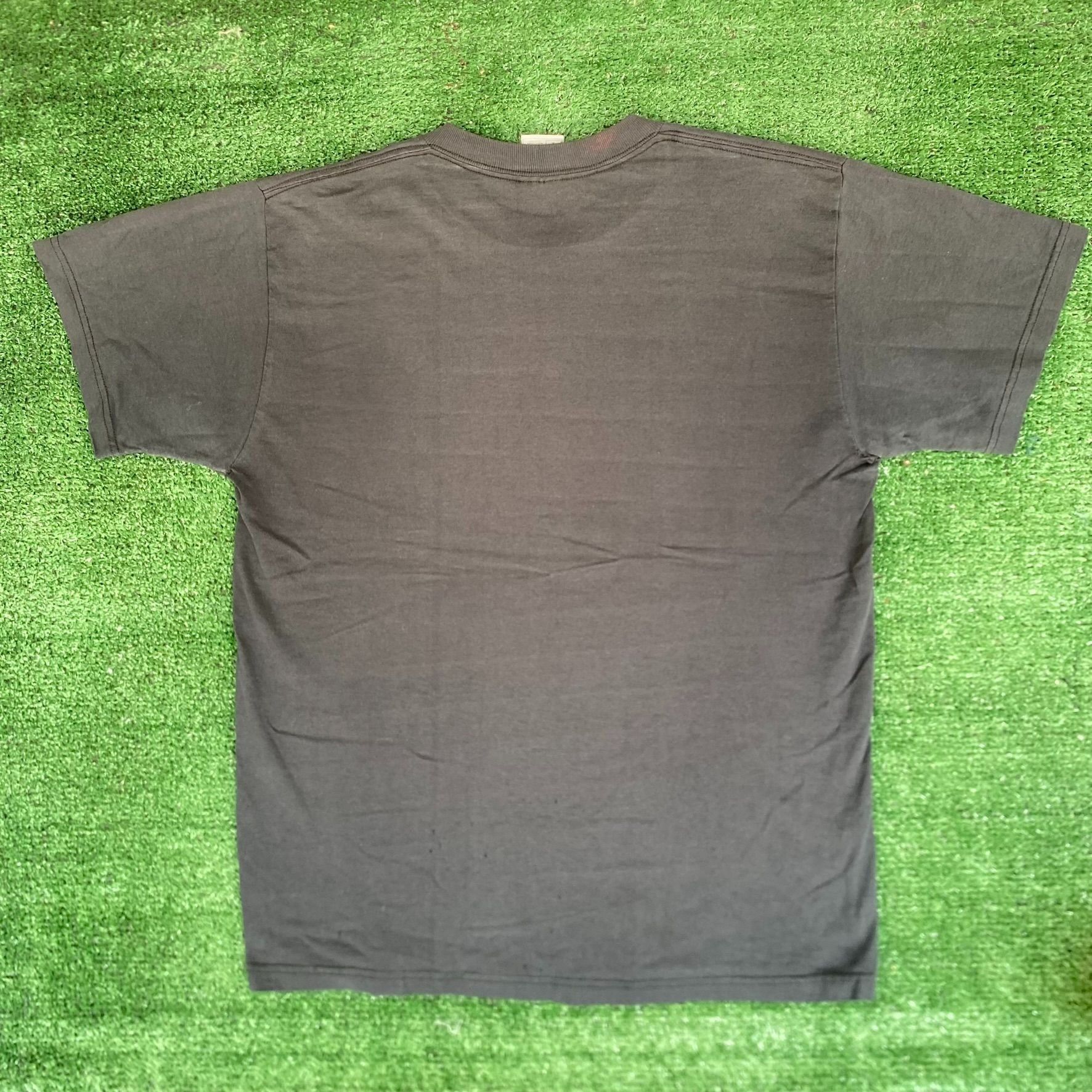 Band Tees Vintage Y2K Deftones Skull Shirt Punk Metal Band Rock Tee Size US M / EU 48-50 / 2 - 5 Thumbnail