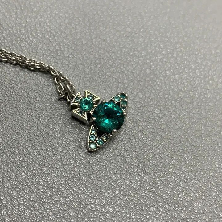Vivienne Westwood Vivienne Westwood Ismene Green Crystal Saturn Necklace Size ONE SIZE - 3 Thumbnail