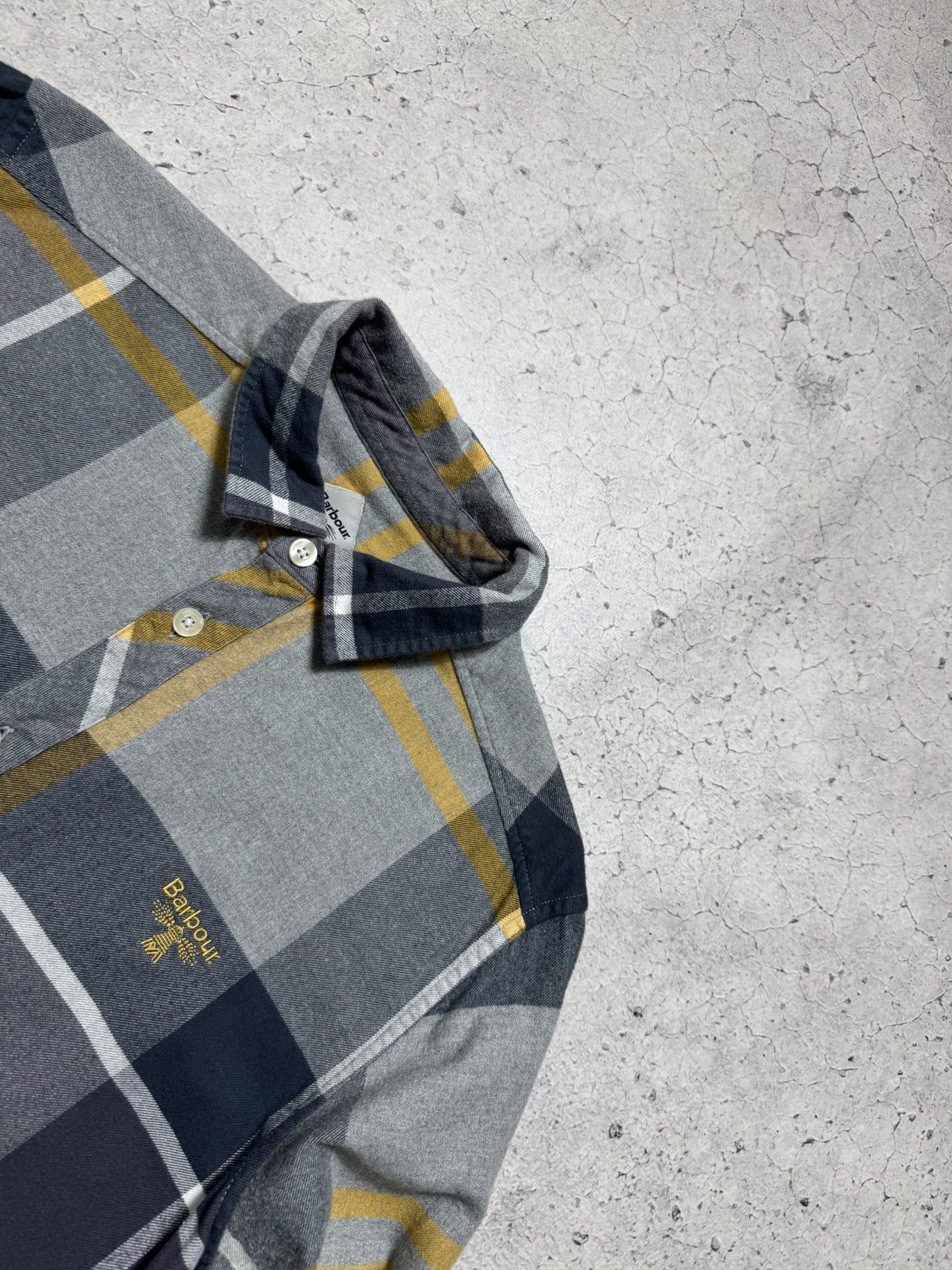 Barbour Barbour Beacon Checked Flannel Button Up Shirt Size S Casual Size US S / EU 44-46 / 1 - 5 Thumbnail