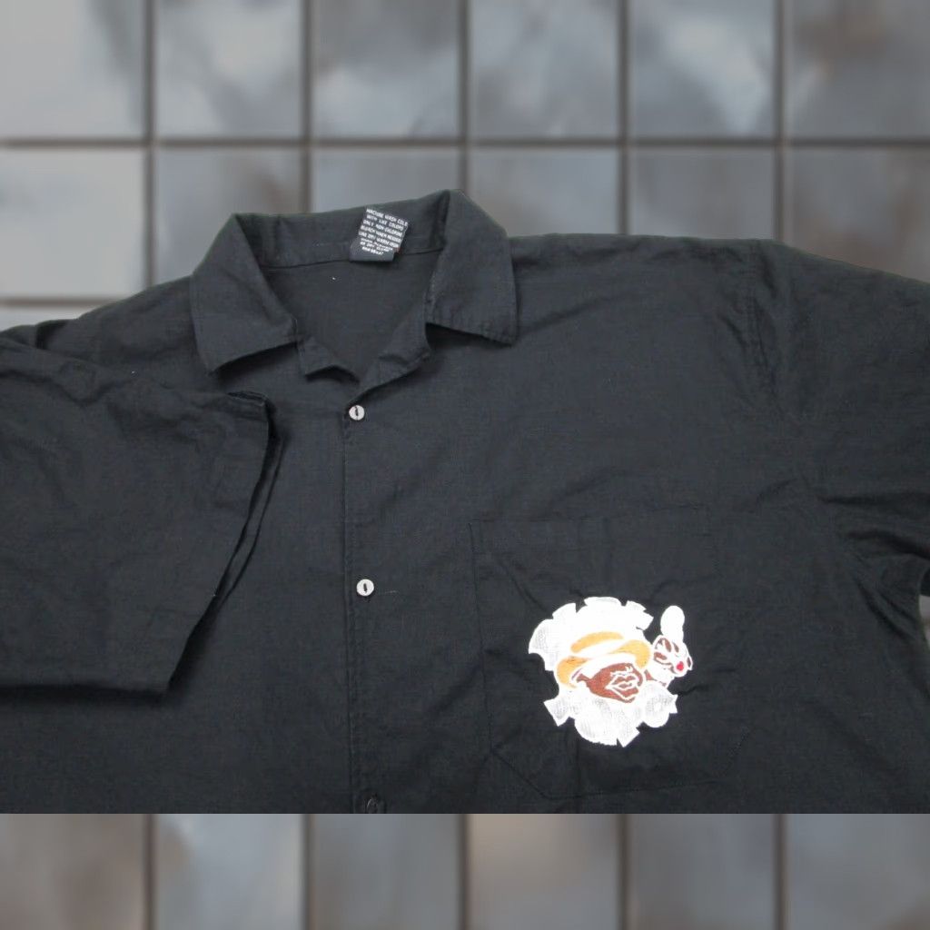 Vintage VINTAGE Diss Shirt Men XL Black Short Sleeve Button-Up Casual Hip Hop Linen 2000s Size US XL / EU 56 / 4 - 1 Thumbnail