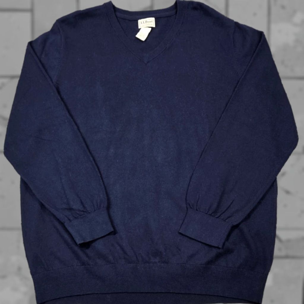 Vintage LL Bean Sweater Mens 2XL Blue Pullover V-Neck Knit Long Sleeve Cashmere Blend Size US XXL / EU 58 / 5 - 1 Thumbnail