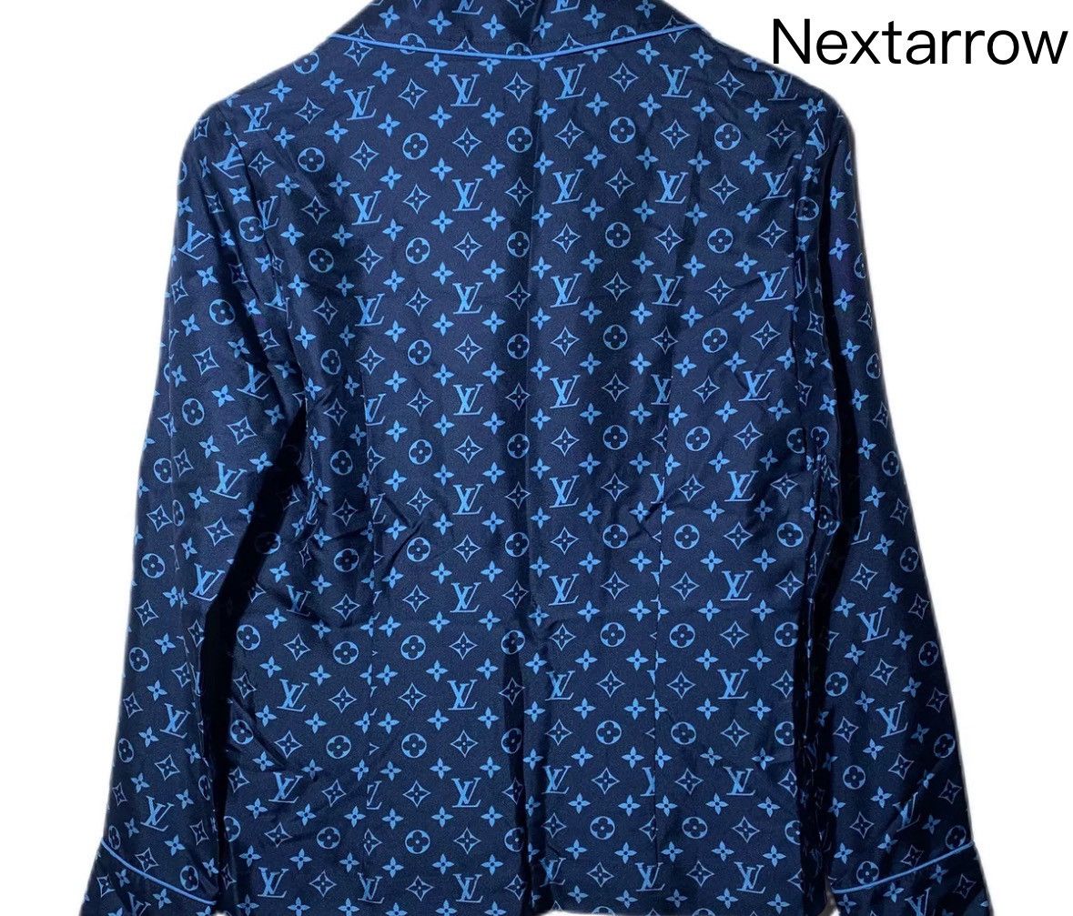 Louis Vuitton Louis Vuitton letter printed pajama style long sleeved shirt Size US S / EU 44-46 / 1 - 2 Thumbnail