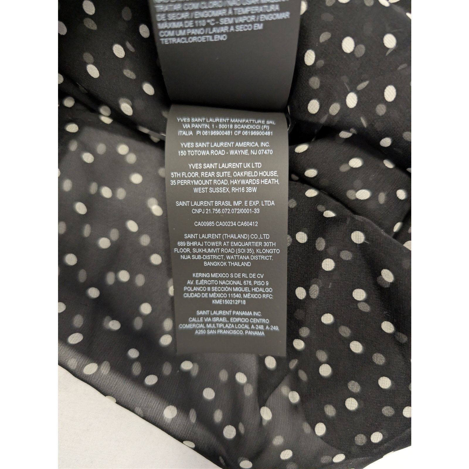 Saint Laurent Paris o1rshd1 Tank Tops / Moussseline Petit Pois in Noir Size US M / EU 48-50 / 2 - 19 Thumbnail