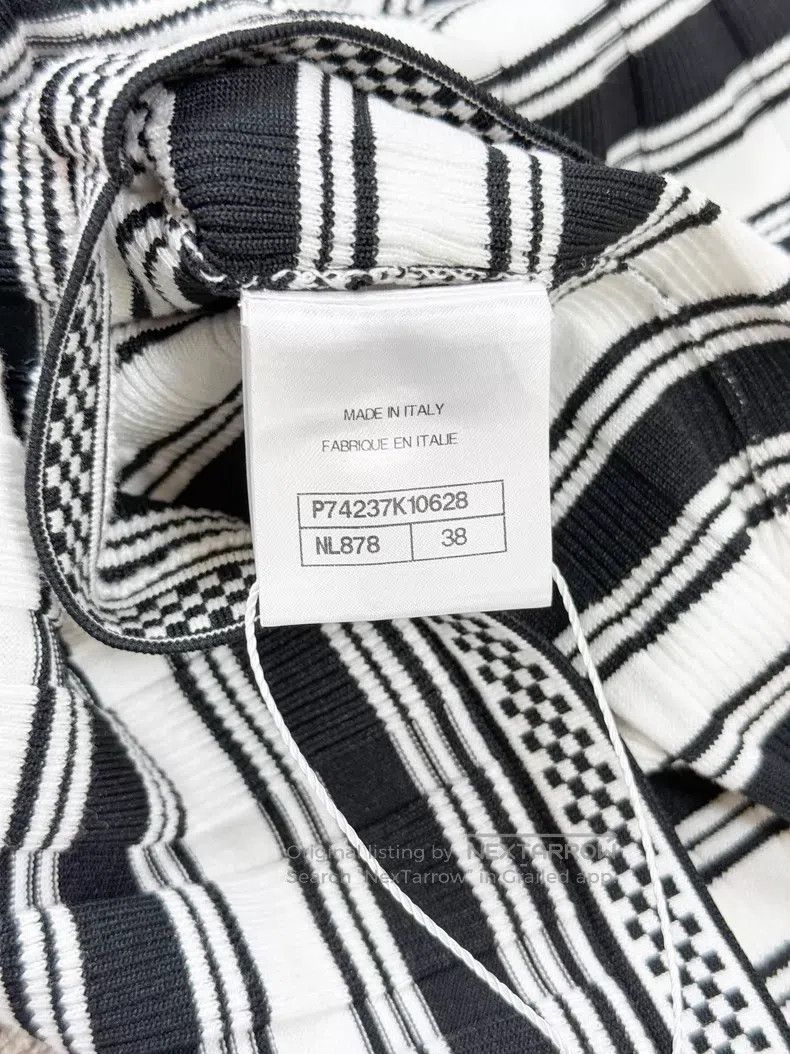Chanel Chanel Striped neckline letter logo round neck knitted sho Size XS / US 0-2 / IT 36-38 - 6 Thumbnail