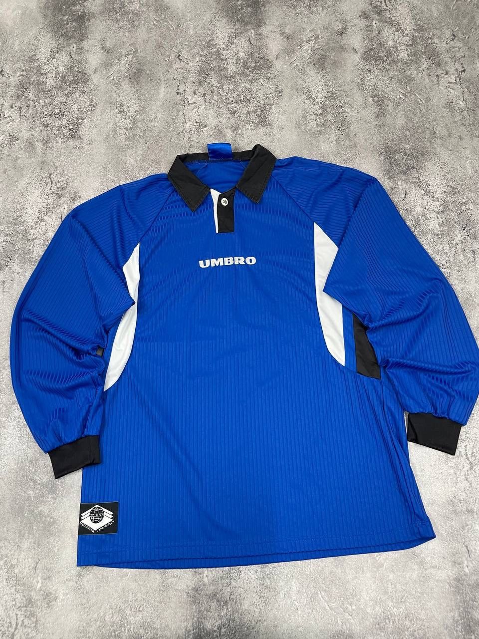 Umbro Umbro Men Football GoalkeeperJersey Long Sleeve Blue V Size US L / EU 52-54 / 3 - 1 Thumbnail