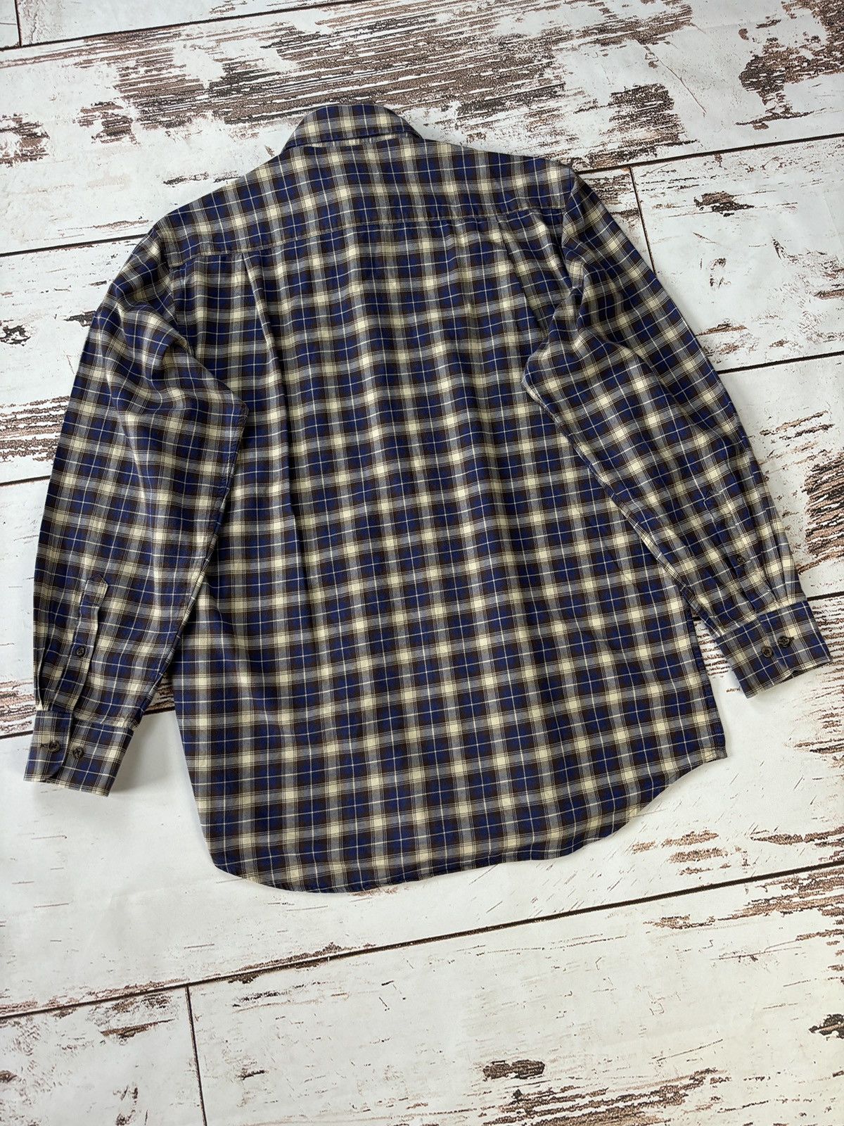 Burberry Burberry London Vintage Checkered Button Up Shirt Size US M / EU 48-50 / 2 - 5 Thumbnail