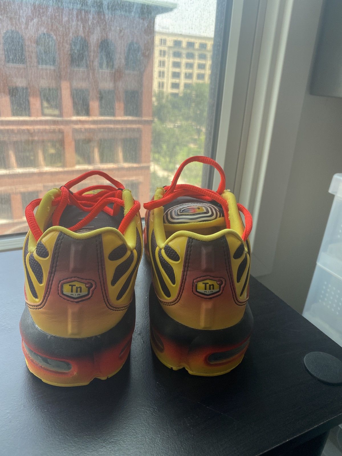 Nike Air Max Plus TN ‘Chrome Yellow’ Size US 7 / EU 40 - 6 Thumbnail