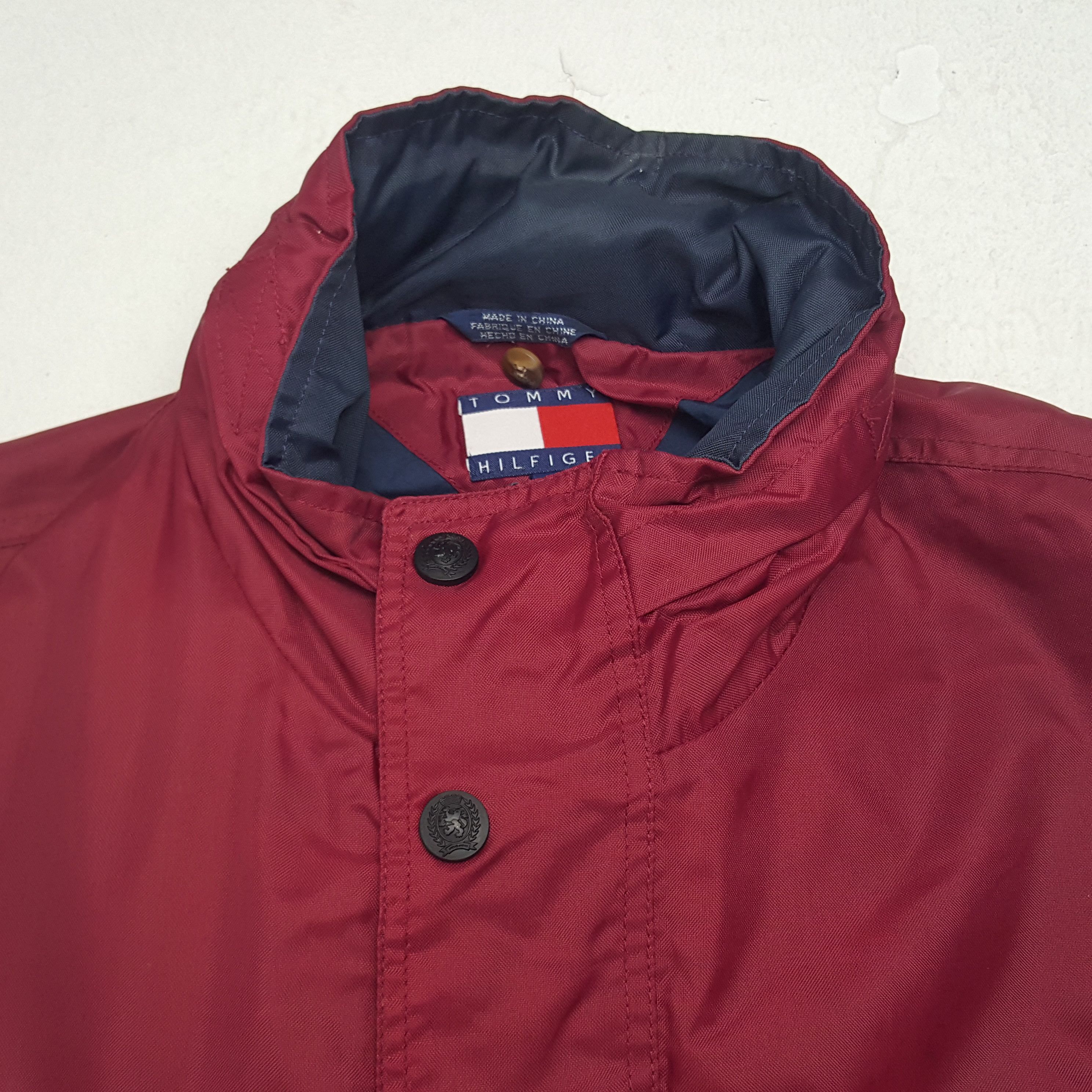 Tommy Hilfiger × Vintage Vintage Tommy Hilfiger Zipper Winter Jacket Size US M / EU 48-50 / 2 - 5 Thumbnail