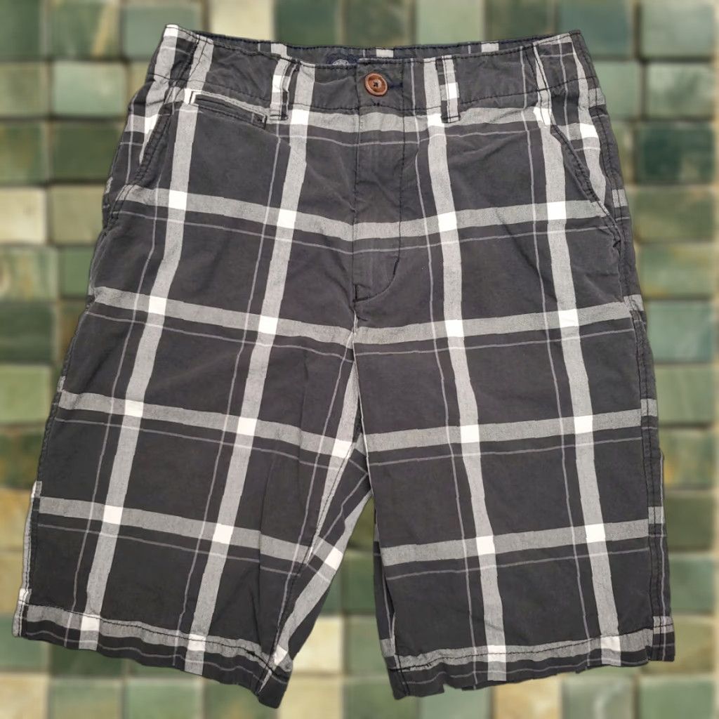 American Eagle Outfitters VINTAGE American Eagle Outfitters Shorts Mens 28 Black Plaid Longboard Chino 100% Cotton Size US 28 / EU 44 - 1 Thumbnail