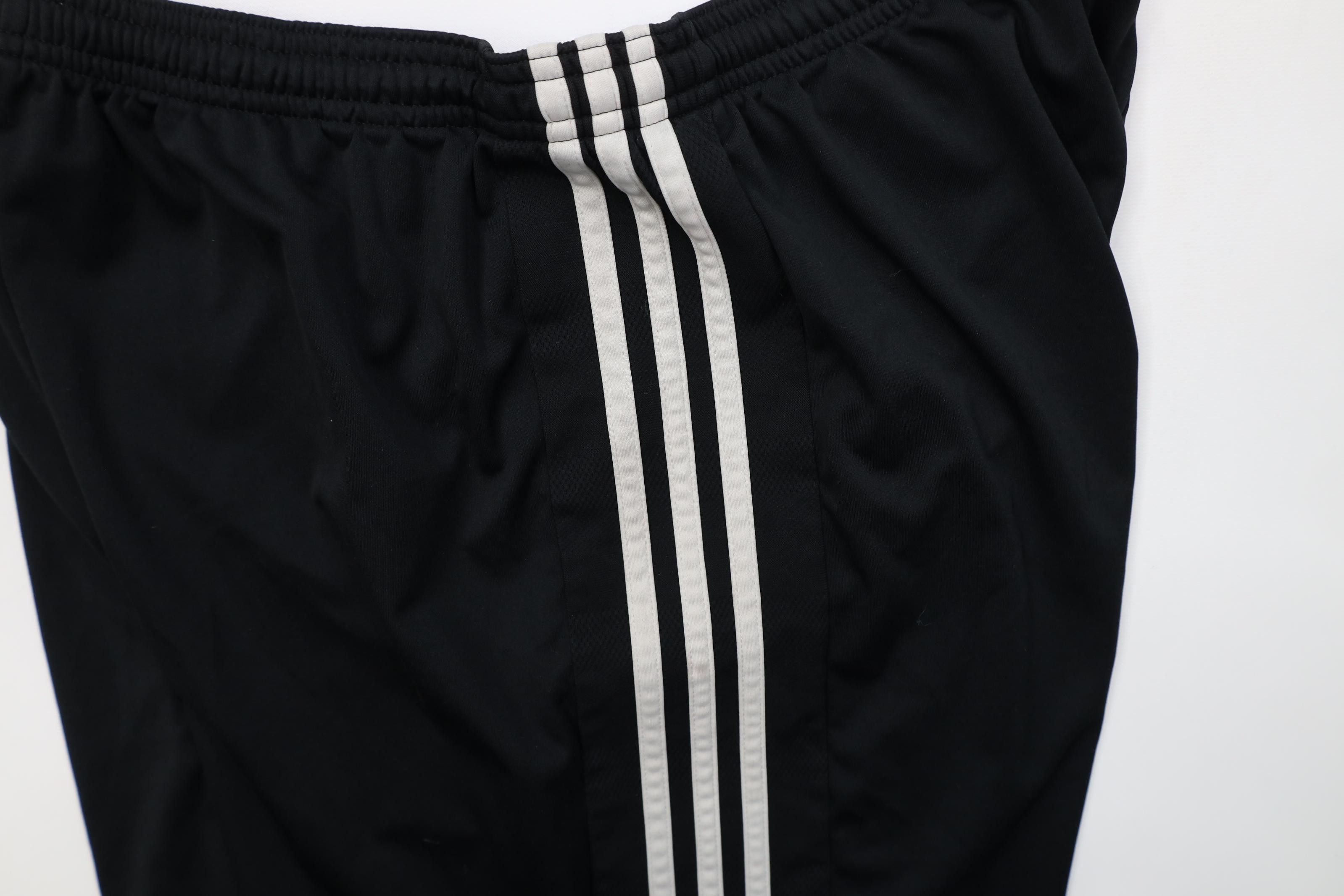 Adidas Vintage Y2K Adidas Running Jogging Soccer Shorts Black Size US 34 / EU 50 - 13 Thumbnail