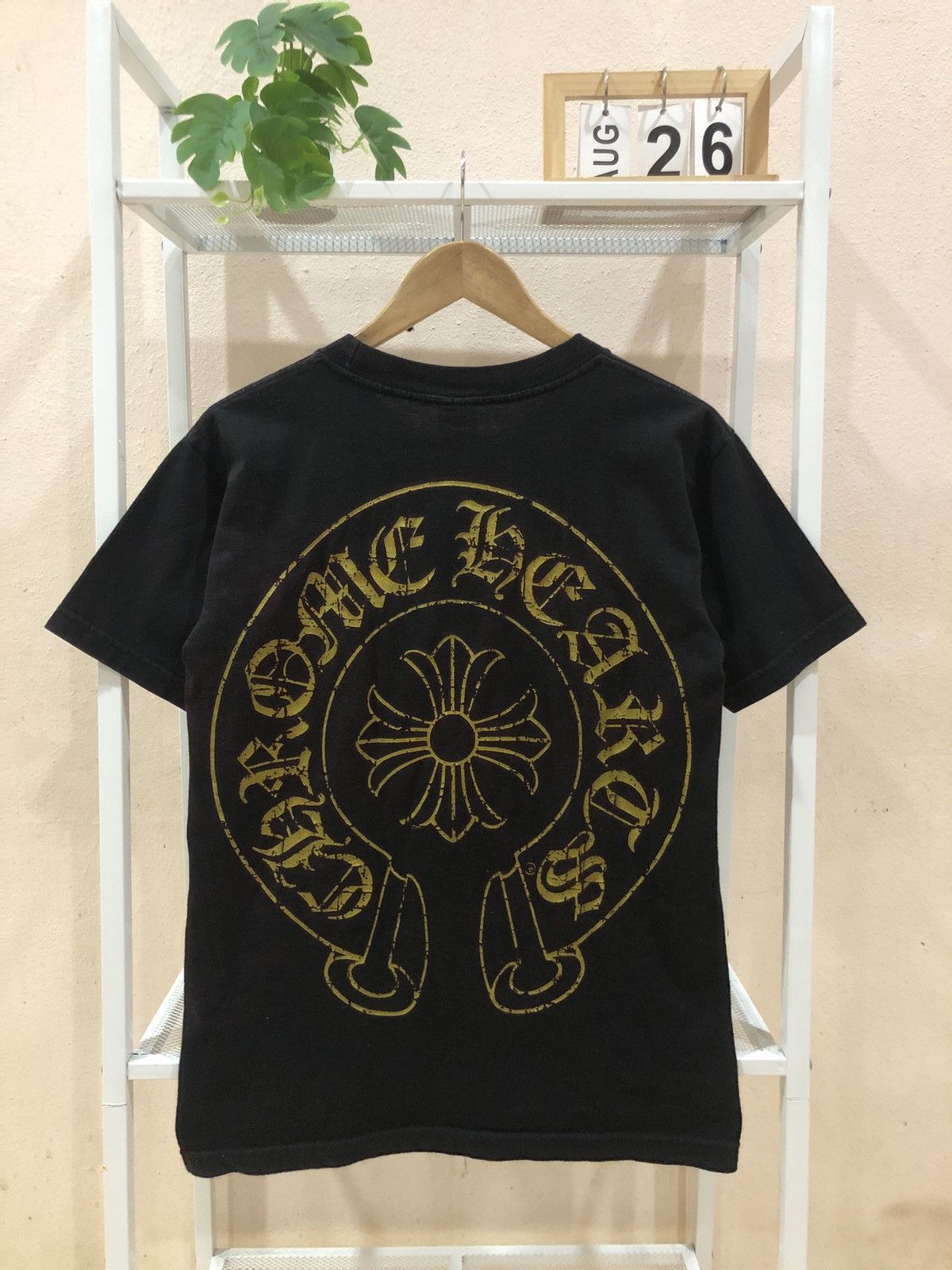 Chrome Hearts Vintage Chrome Hearts Gold Metallic Horseshoe Tee Size US S / EU 44-46 / 1 - 1 Thumbnail