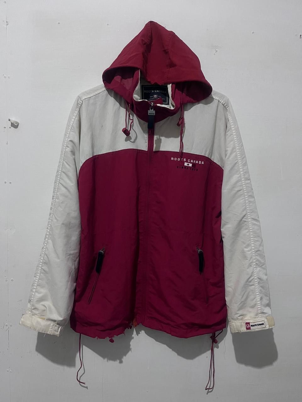 Japanese Brand Vtg Roots Canada Colorblock Hooded Windbreaker Jacket Size US XL / EU 56 / 4 - 1 Thumbnail