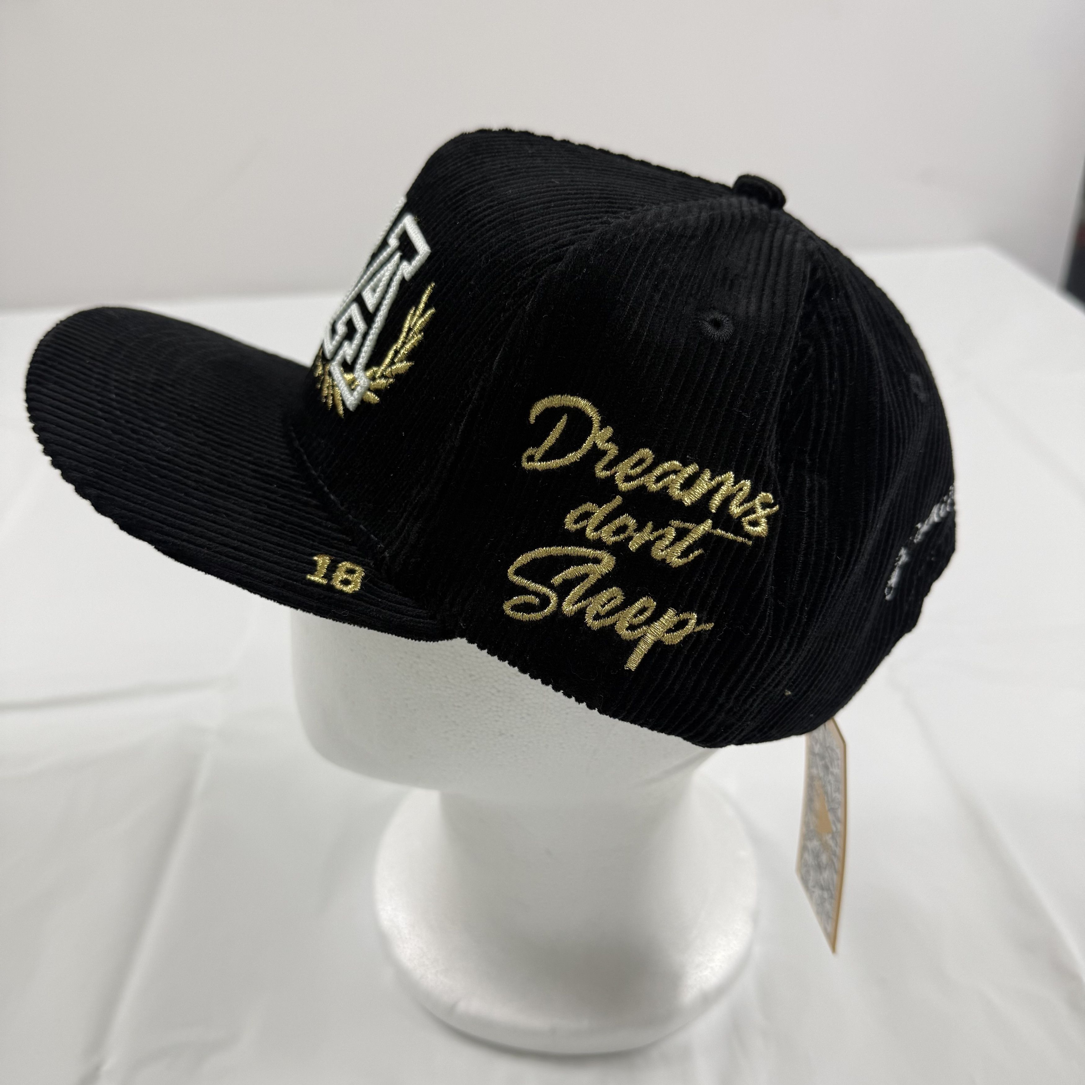 Other Dvniel.luu Dreams Don't Sleep USA Corduroy Snapback Size ONE SIZE - 6 Thumbnail