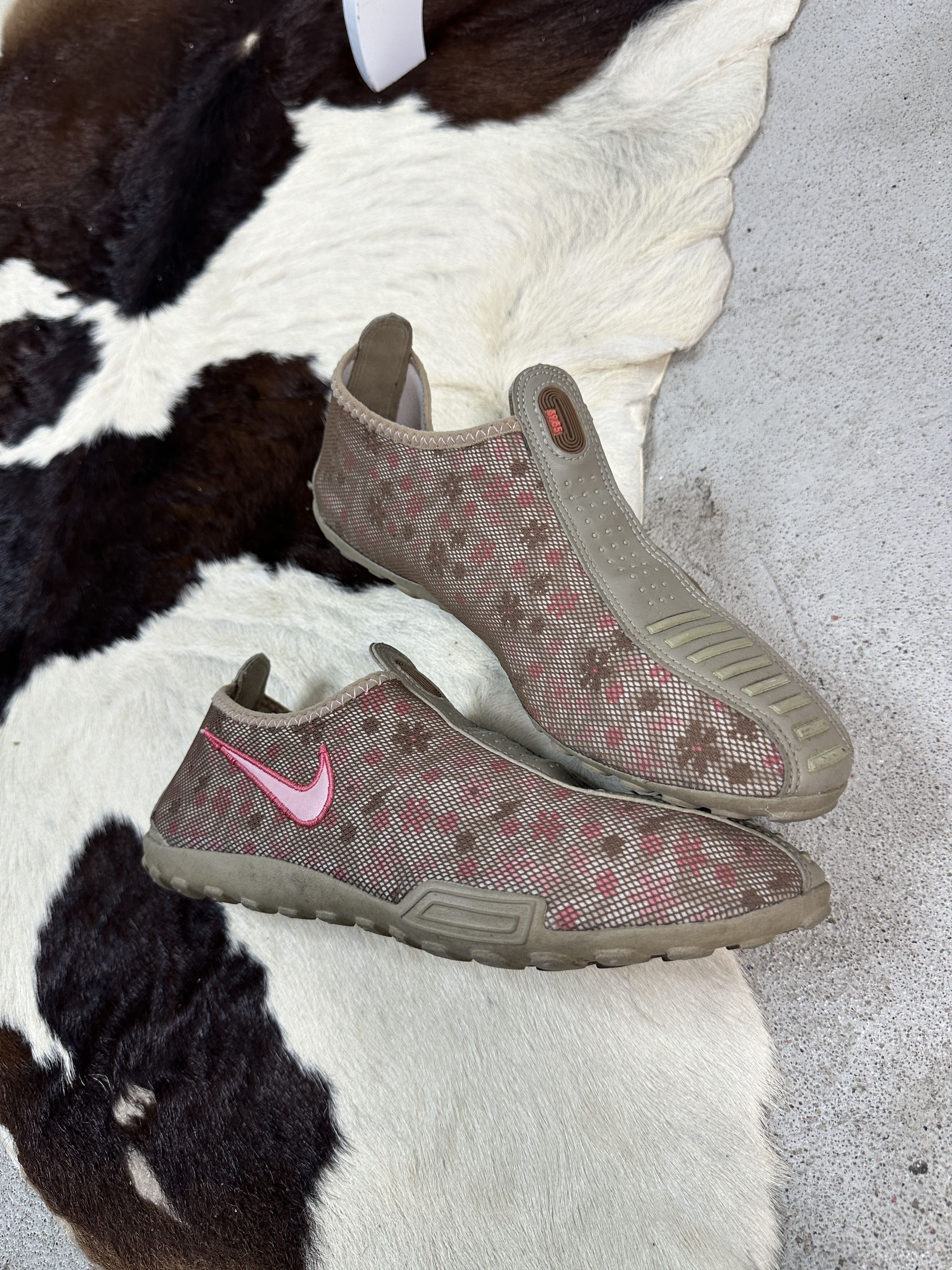 Nike × Vintage Vintage Nike Y2K Sneakers Size US 8 / IT 38 - 1 Thumbnail