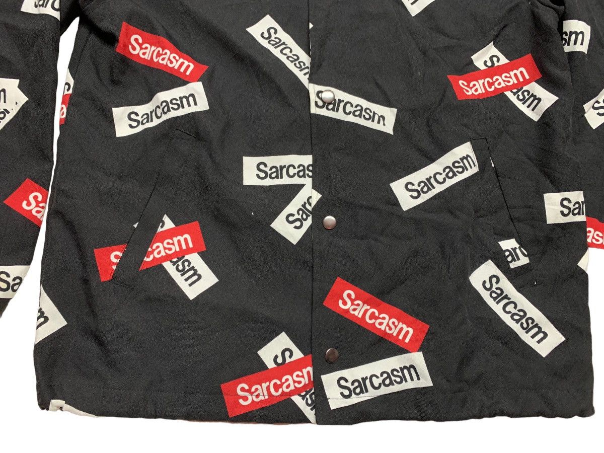 Designer Beno inspired by sarcasm light coach style Size US L / EU 52-54 / 3 - 6 Thumbnail
