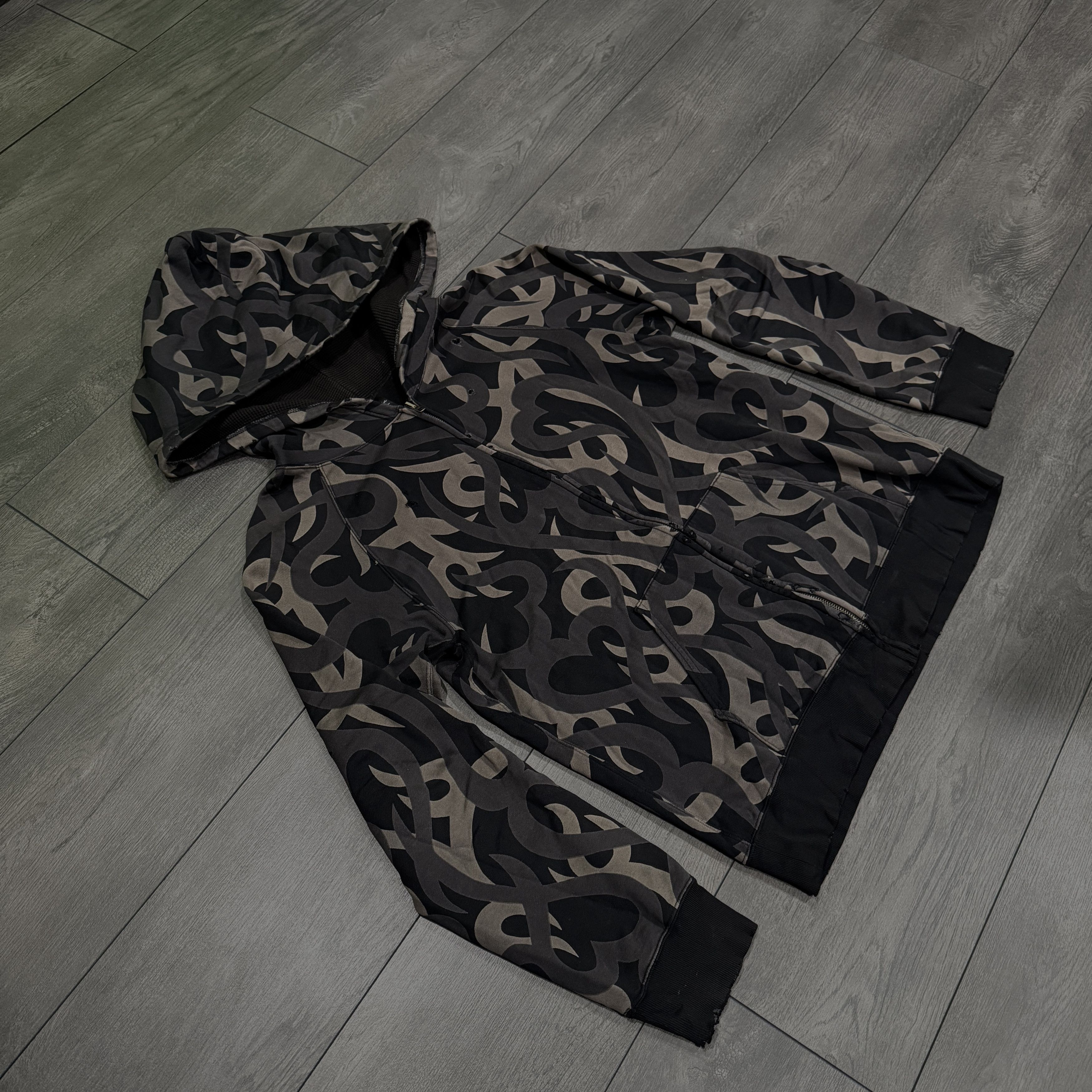 Number (N)ine × Takahiromiyashita The Soloist. Number (N)ine Tribal Heart Camo Zip up Size US L / EU 52-54 / 3 - 3 Thumbnail