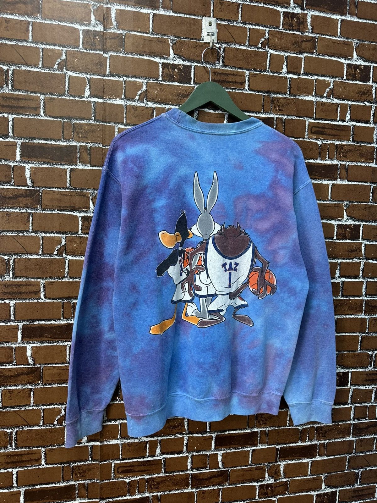 Vintage Vintage Space Jam Tazmania Back Heat Tye Dye Crewneck Z387 Size US S / EU 44-46 / 1 - 6 Thumbnail
