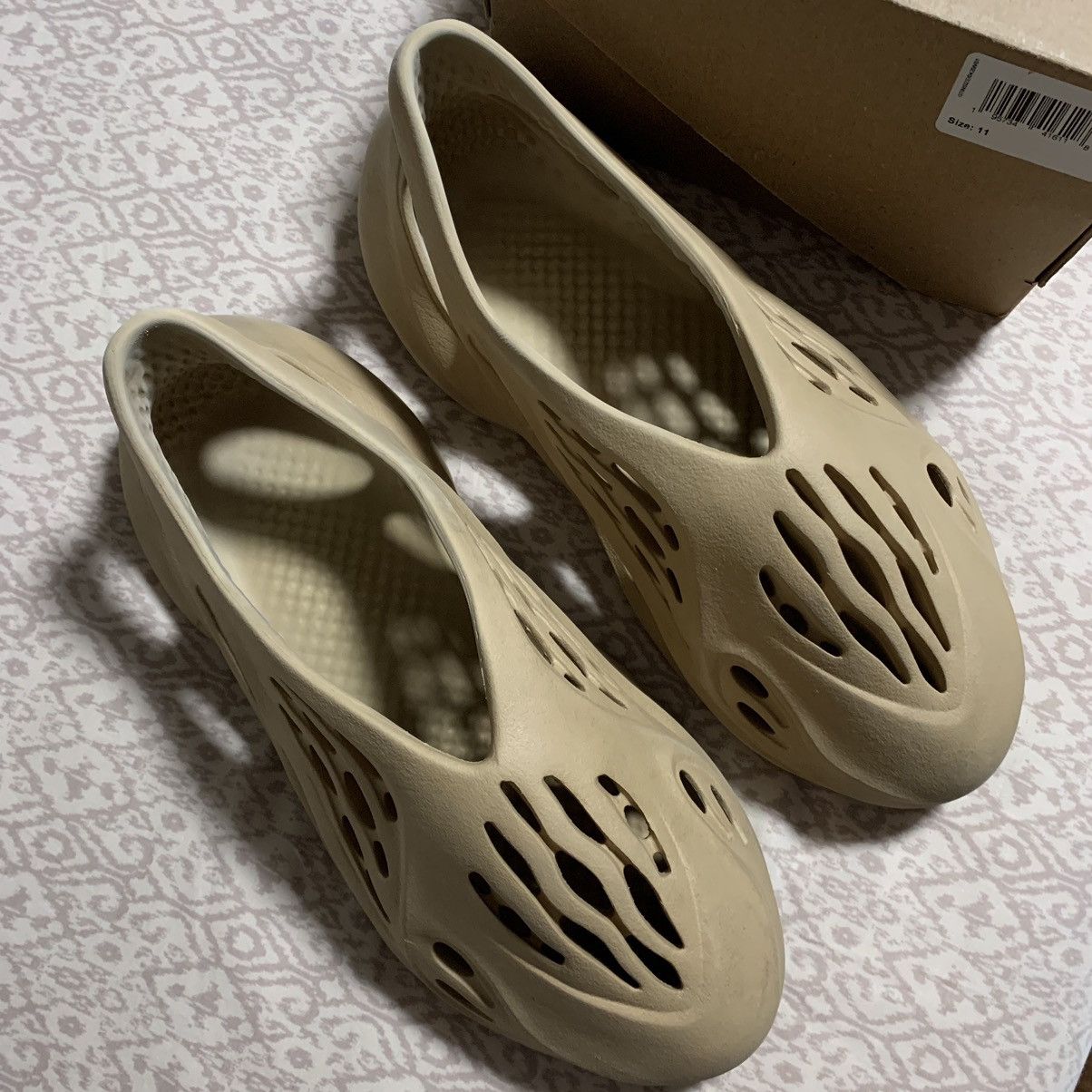 Adidas × Kanye West Adidas Yeezy Foam RNNR “Ochre” 2021 Size US 11 / EU 44 - 2 Thumbnail