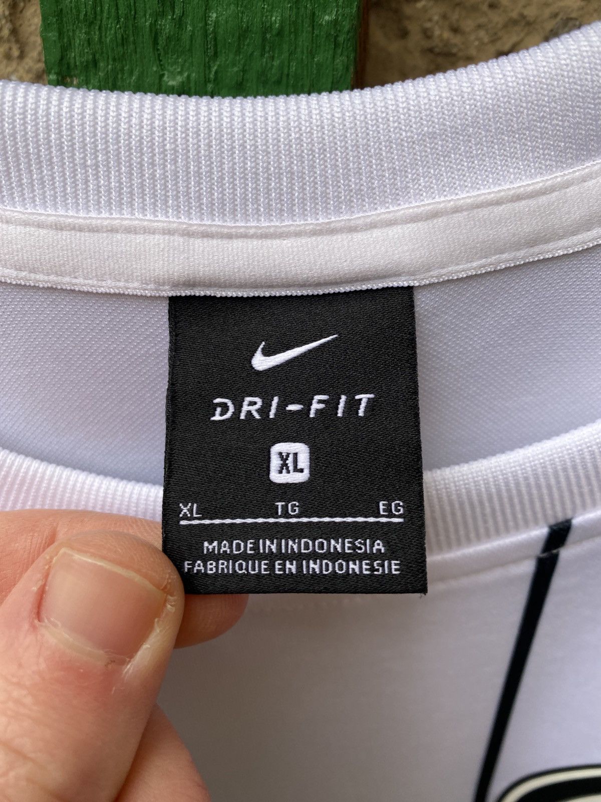 Nike Eintracht 2017 2018 Nike Soccer Football Jersey PSG Bayern Size US XL / EU 56 / 4 - 11 Thumbnail