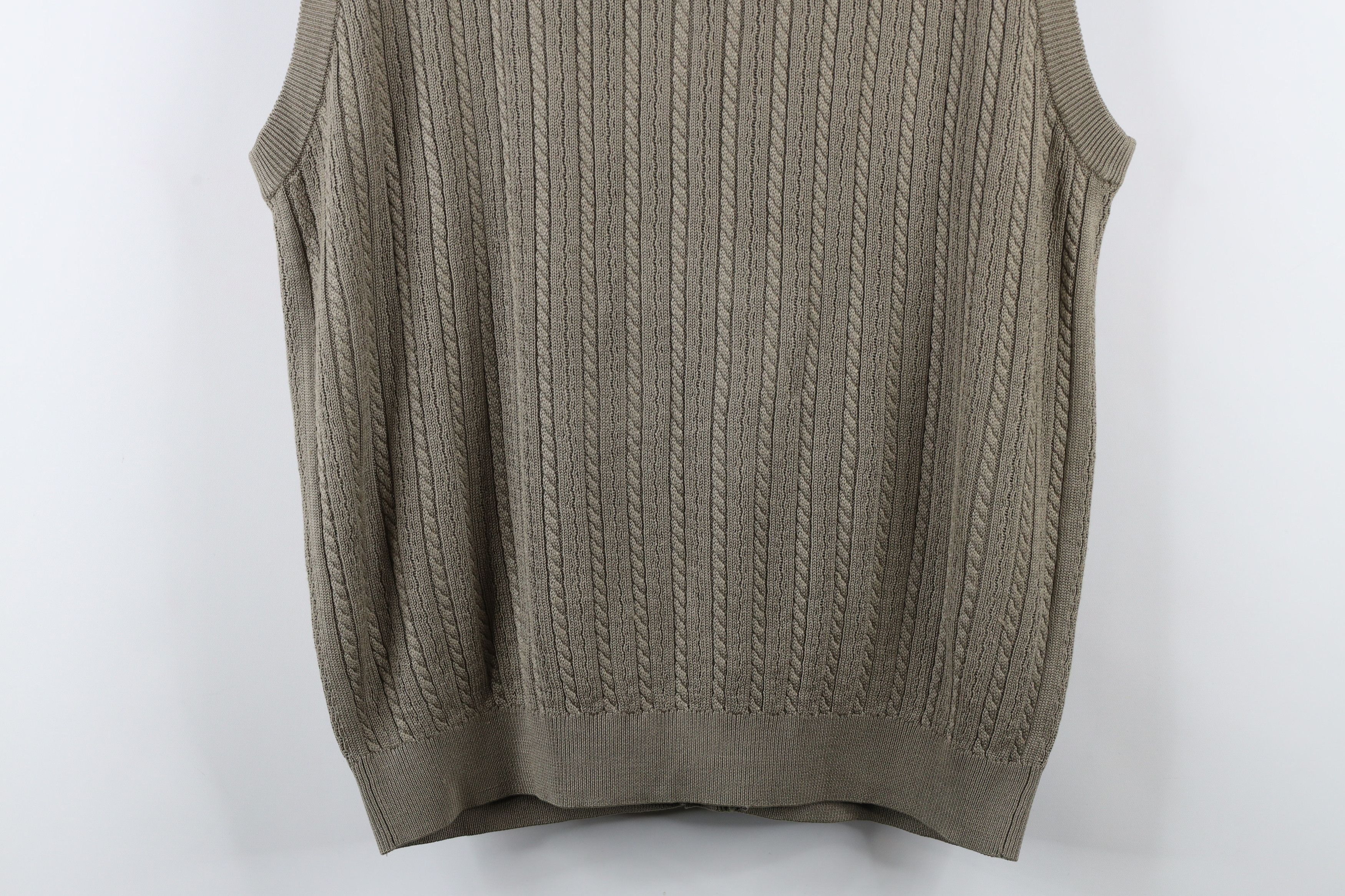 Vintage Vintage 90s Streetwear Cable Knit Cardigan Sweater Vest Size US L / EU 52-54 / 3 - 8 Thumbnail