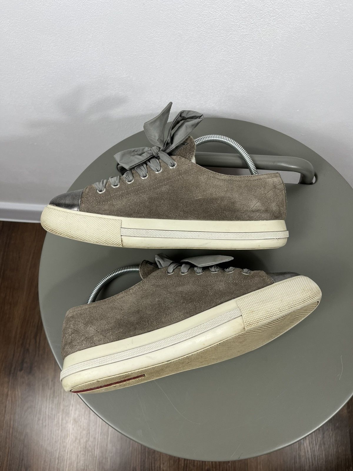 Prada Prada Suede Sneakers Bow Laces Cap Toe Women’s Size 36 Size US 6 / IT 36 - 7 Thumbnail