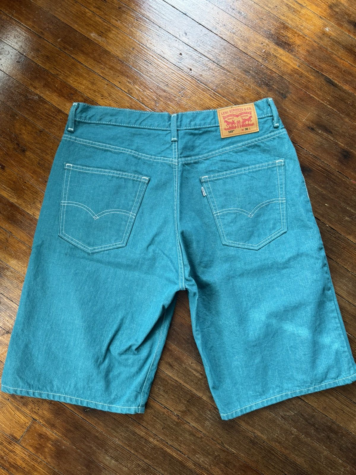 Levi 569 Auqa Baggy Jean Shorts