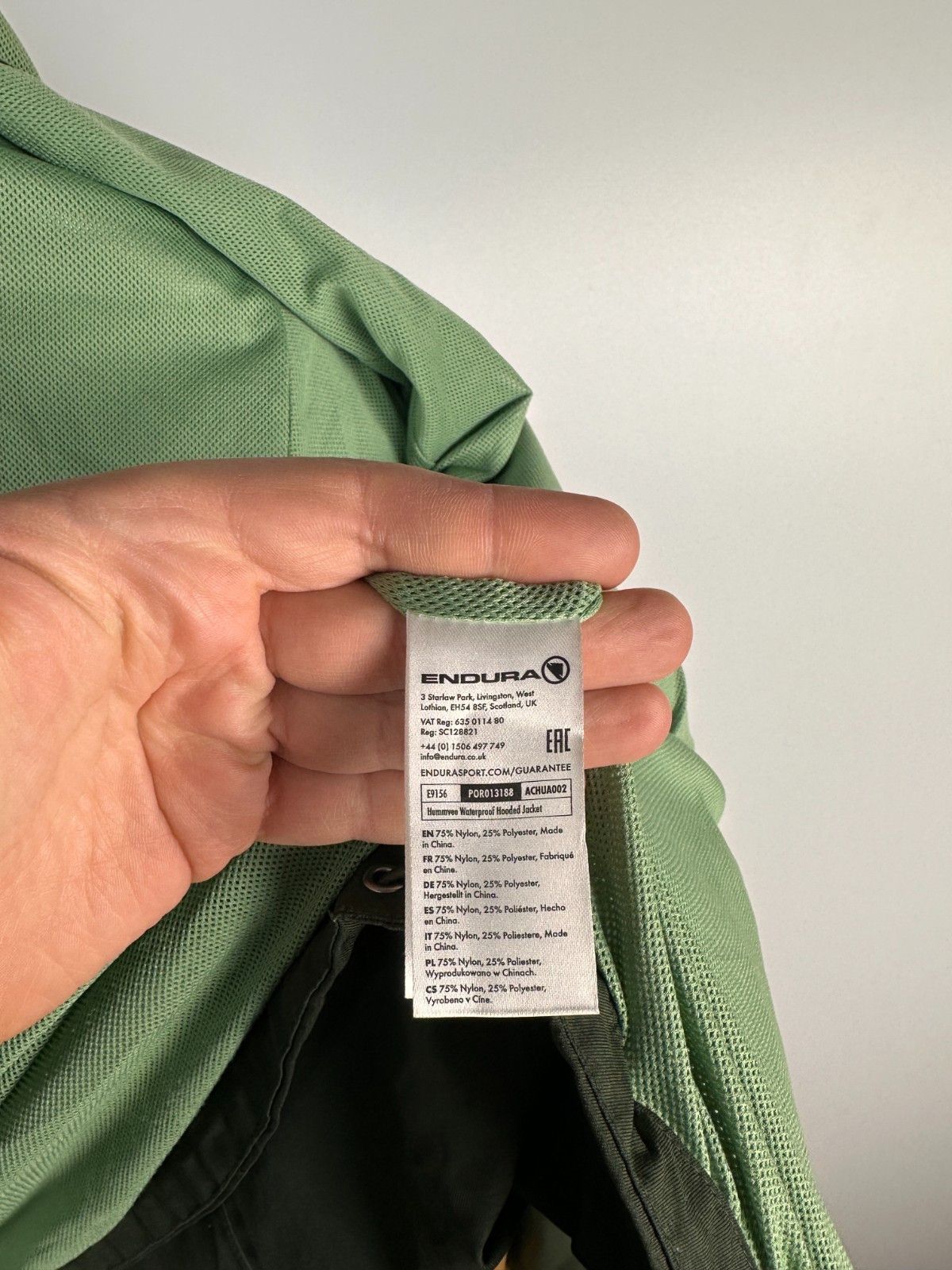 Other Endura Hummvee Waterproof Hooded MTB Jacket Green Size 3XL Size US XXL / EU 58 / 5 - 11 Thumbnail