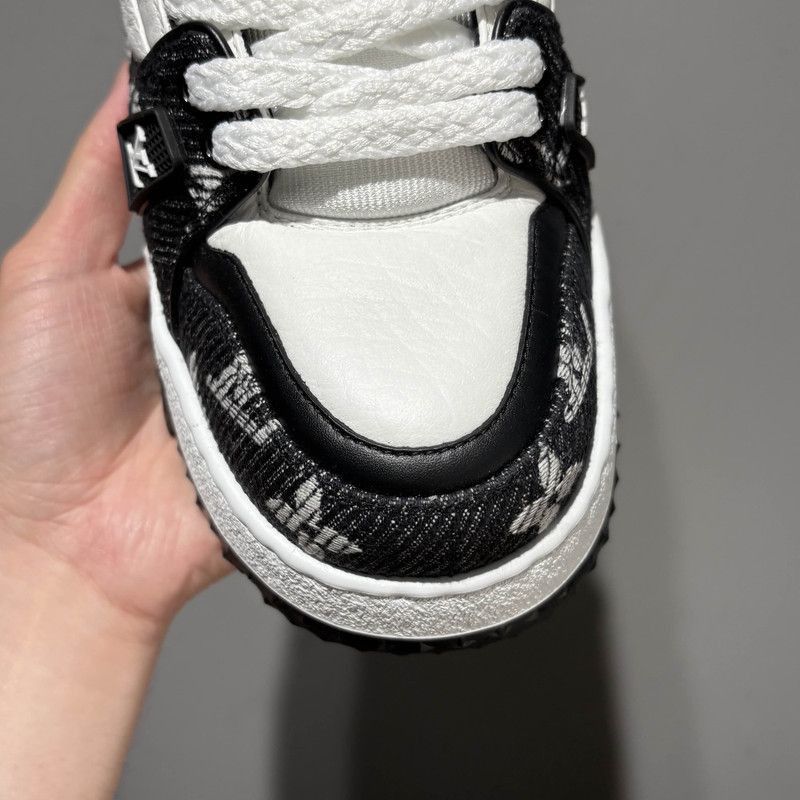 Louis Vuitton Louis Vuitton Trainer Maxi Low Top Sneakers -2508 Size US 5.5 / EU 38 - 7 Thumbnail