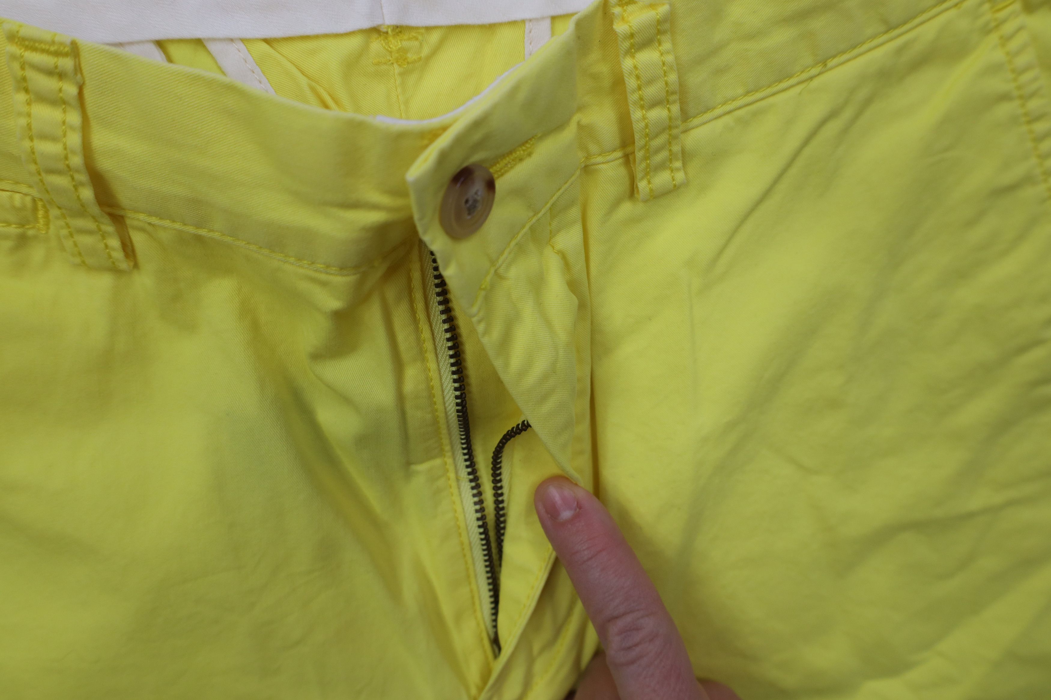 Ralph Lauren Vintage 90s Ralph Lauren Above Knee Chino Golf Shorts Yellow Size US 30 / EU 46 - 6 Thumbnail