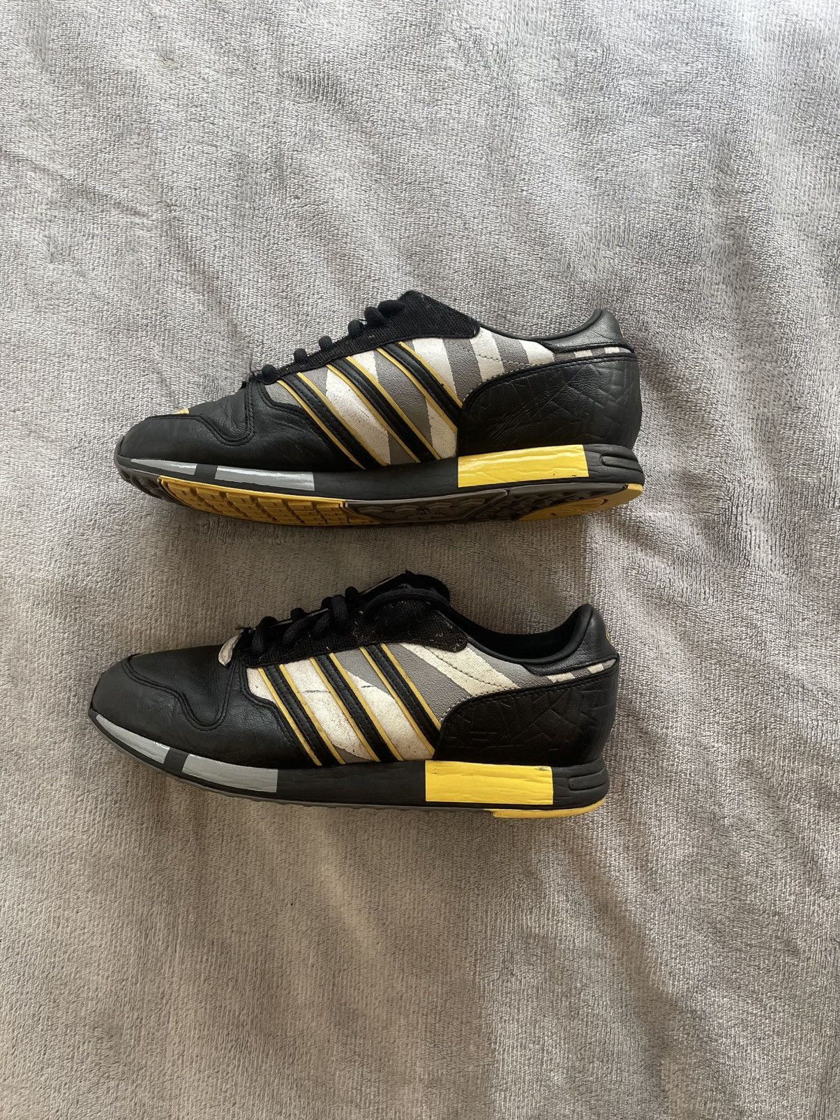 Adidas × Vintage 2010 ADIDAS MICROPACER C.S. Vintage Black/yellow G16735 RARE Size US 7 / EU 40 - 1 Thumbnail