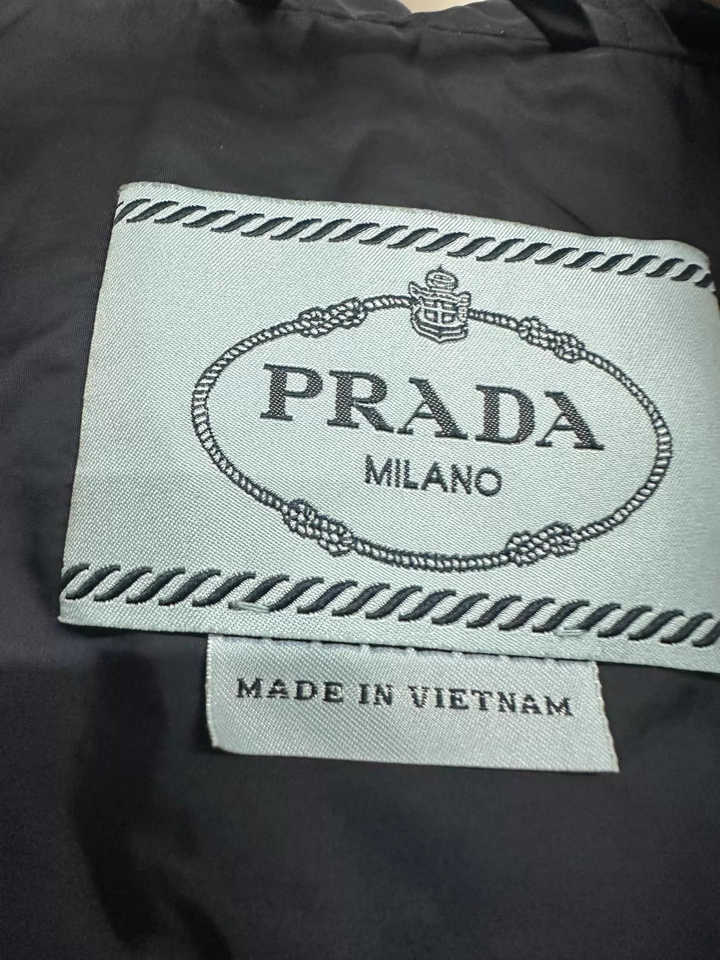 Prada Prada 44 shoulder 41 chest 102 jacket Size US S / EU 44-46 / 1 - 4 Thumbnail
