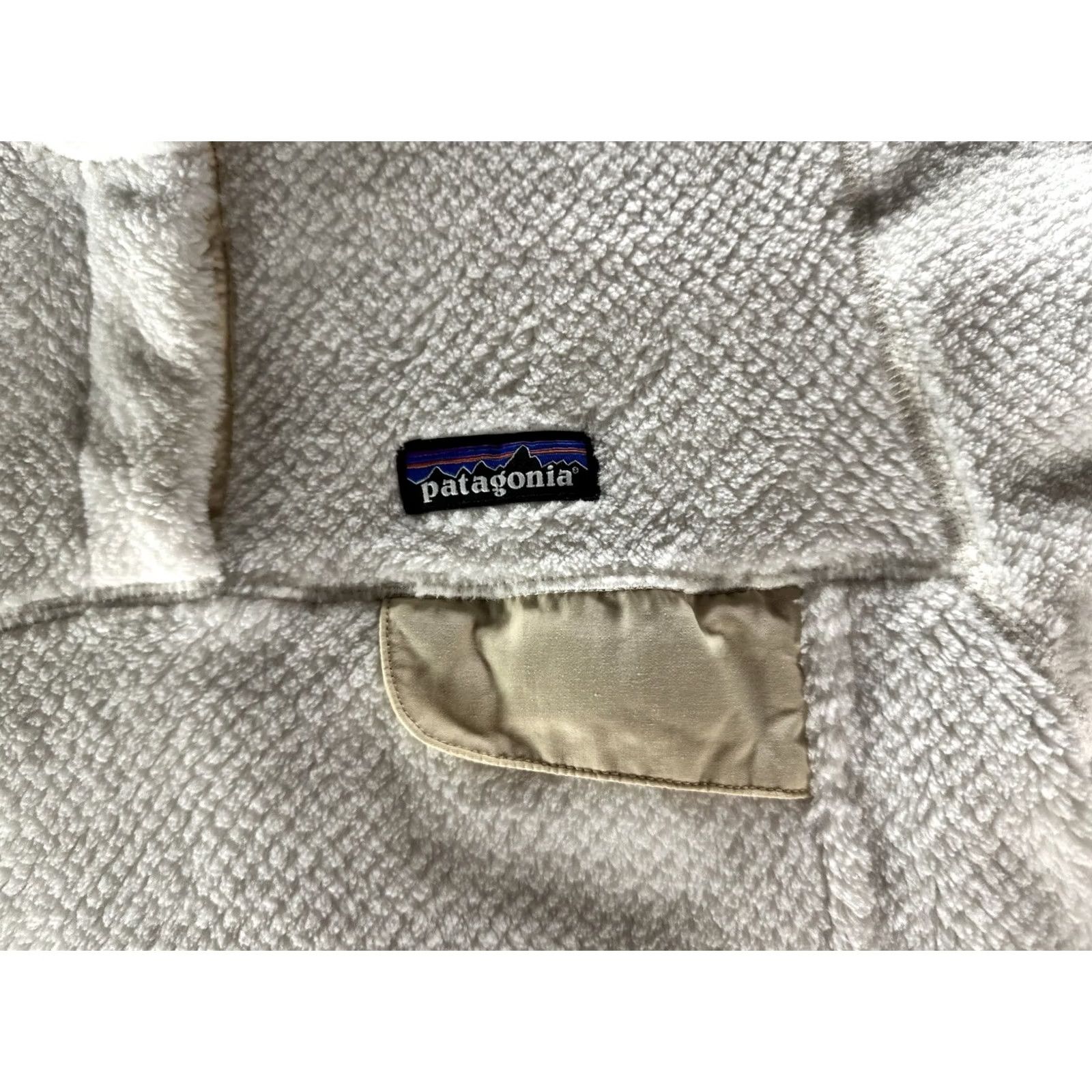 Patagonia Patagonia Synchilla Snap-T Fleece Pullover Jacket Womens Small White Fall 2017 Size S / US 4 / IT 40 - 5 Thumbnail