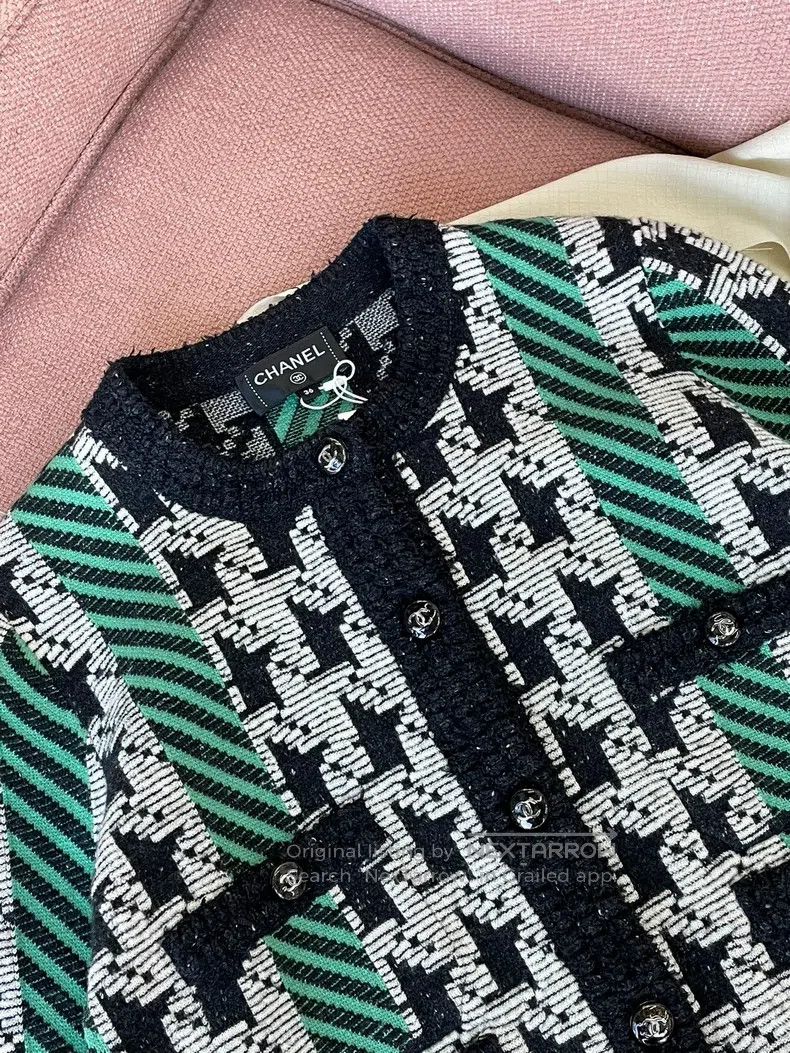 Chanel Chanel 24A green thousand-bird check colour block jacket Size XS / US 0-2 / IT 36-38 - 3 Thumbnail