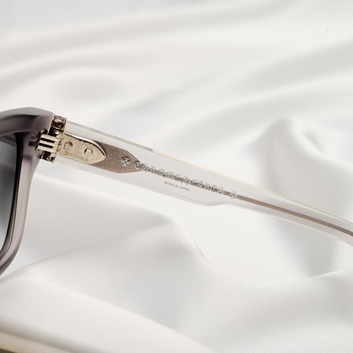 Chrome Hearts CHROME HEARTS MIDIXATHRILL I MATTE GREY SUNGLASSES Size ONE SIZE - 4 Thumbnail