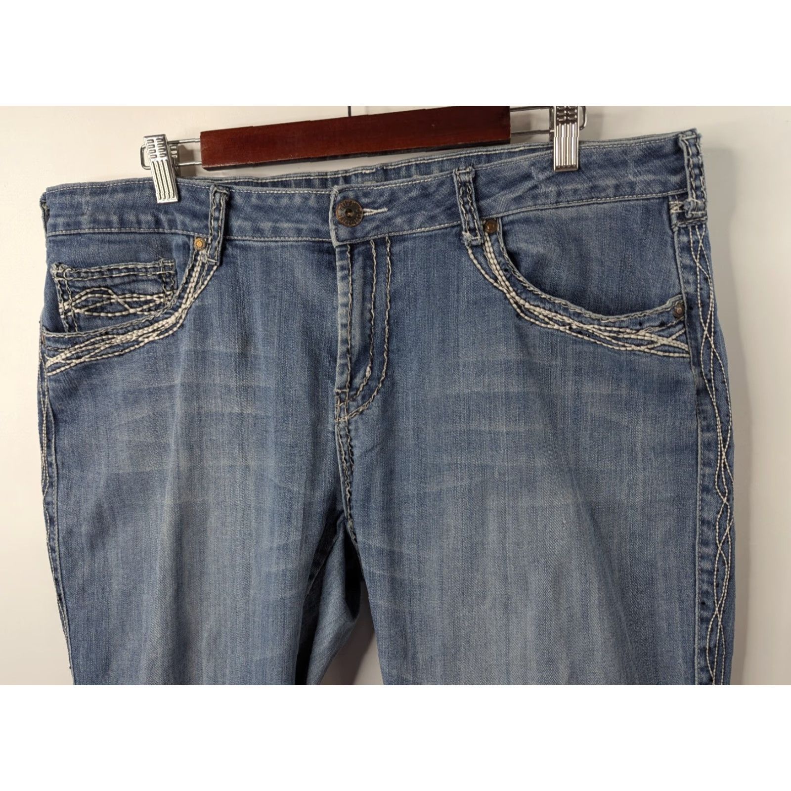 Vintage Cowgirl Tuff Jeans 36X33 Bootcut 5-Pocket Denim Blue Embroidered Rhinestone Pockets Regular Womens Cowgirl Tuff EU Size 25" / US 0 / IT 36 - 5 Thumbnail