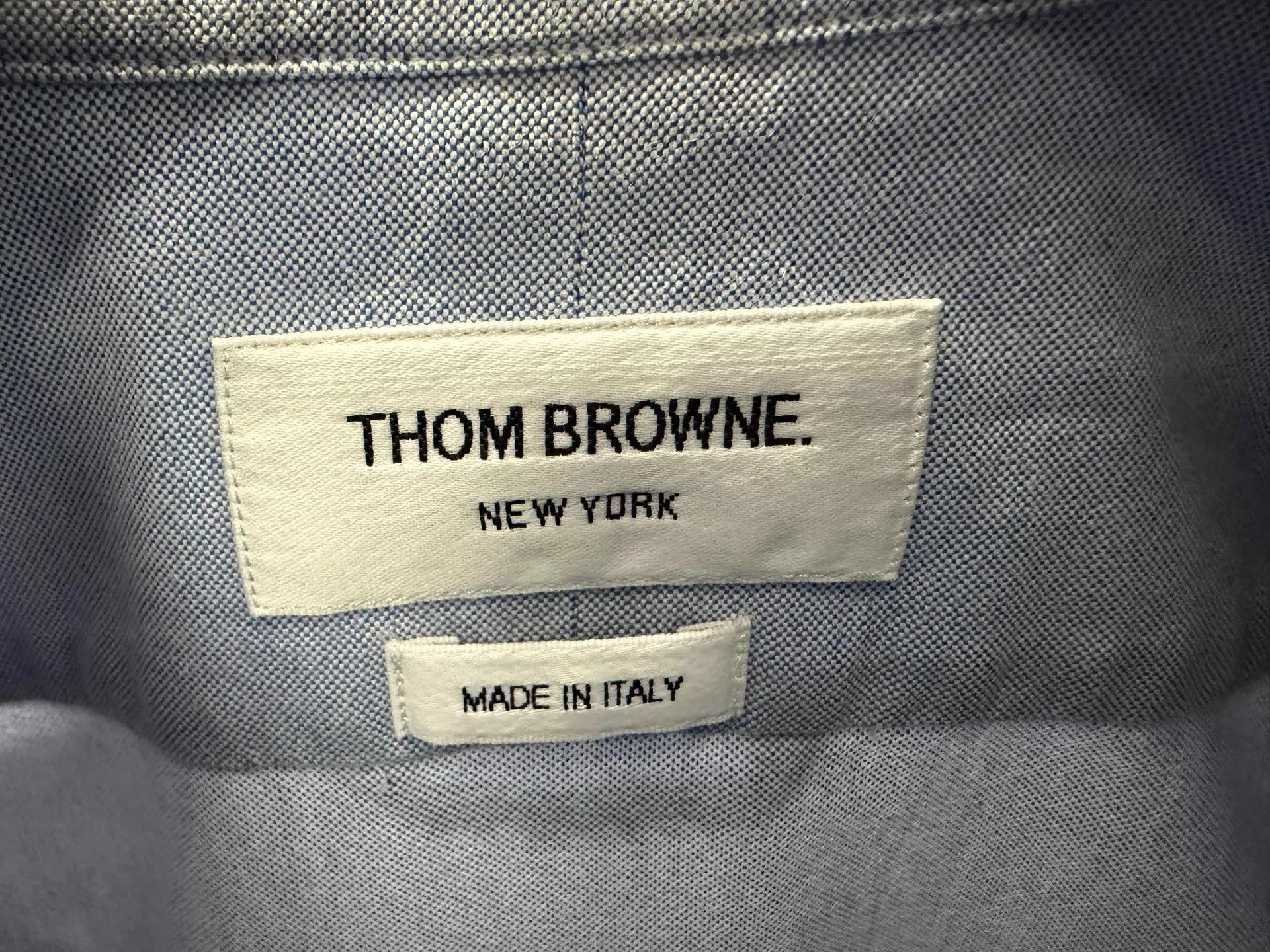 Thom Browne Thom Browne Men's 3-Color Logo Oxford Blue Shirt Size 2 Size US M / EU 48-50 / 2 - 3 Thumbnail