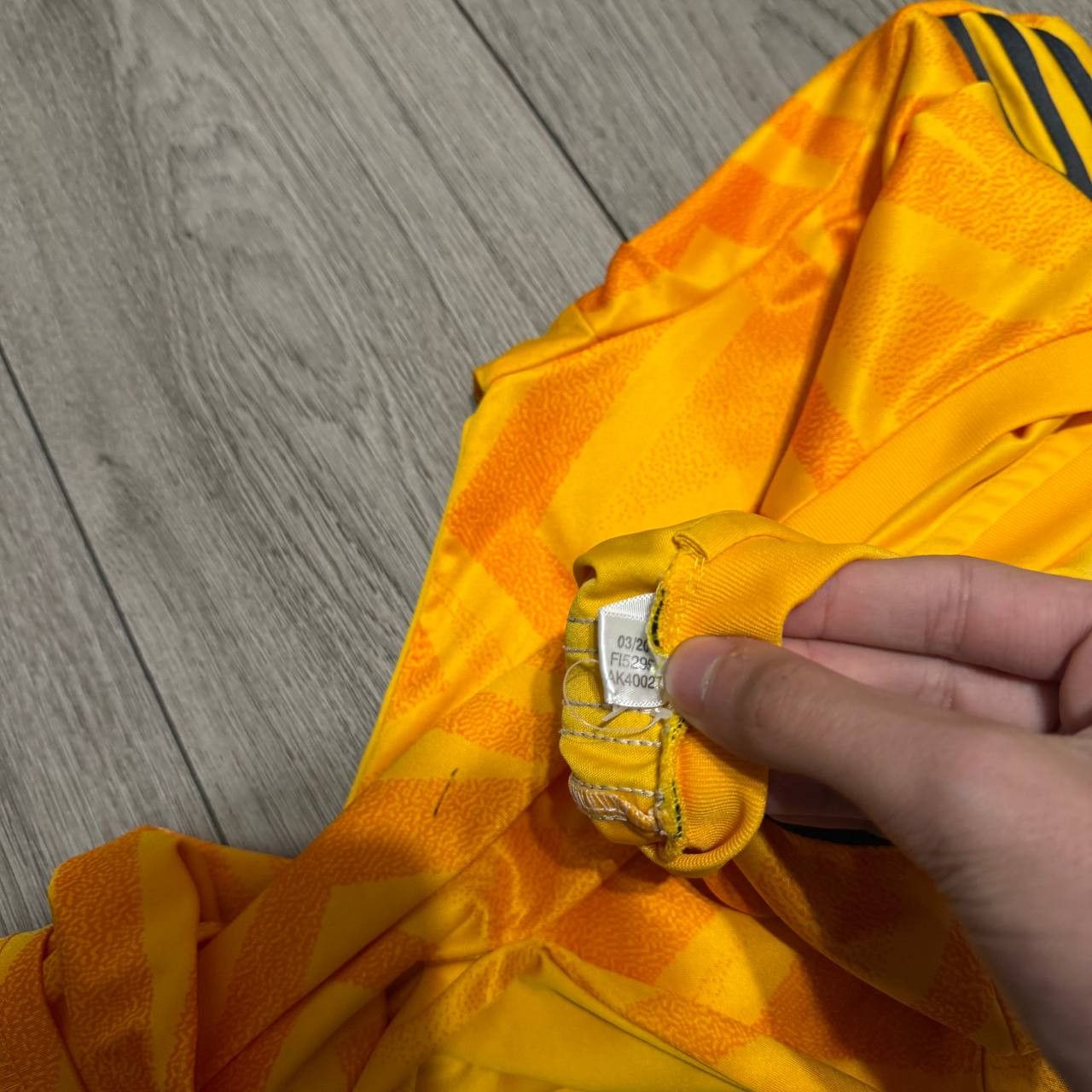 Adidas Adidas Benfica Football T-shirt Short Sleeve Yellow Size US M / EU 48-50 / 2 - 8 Thumbnail
