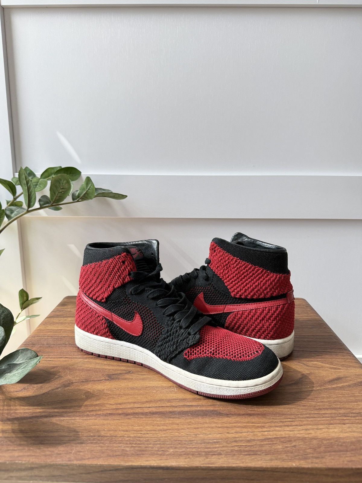 Jordan Brand Jordan 1 High Bred Flyknit Size US 9.5 / EU 42-43 - 6 Thumbnail