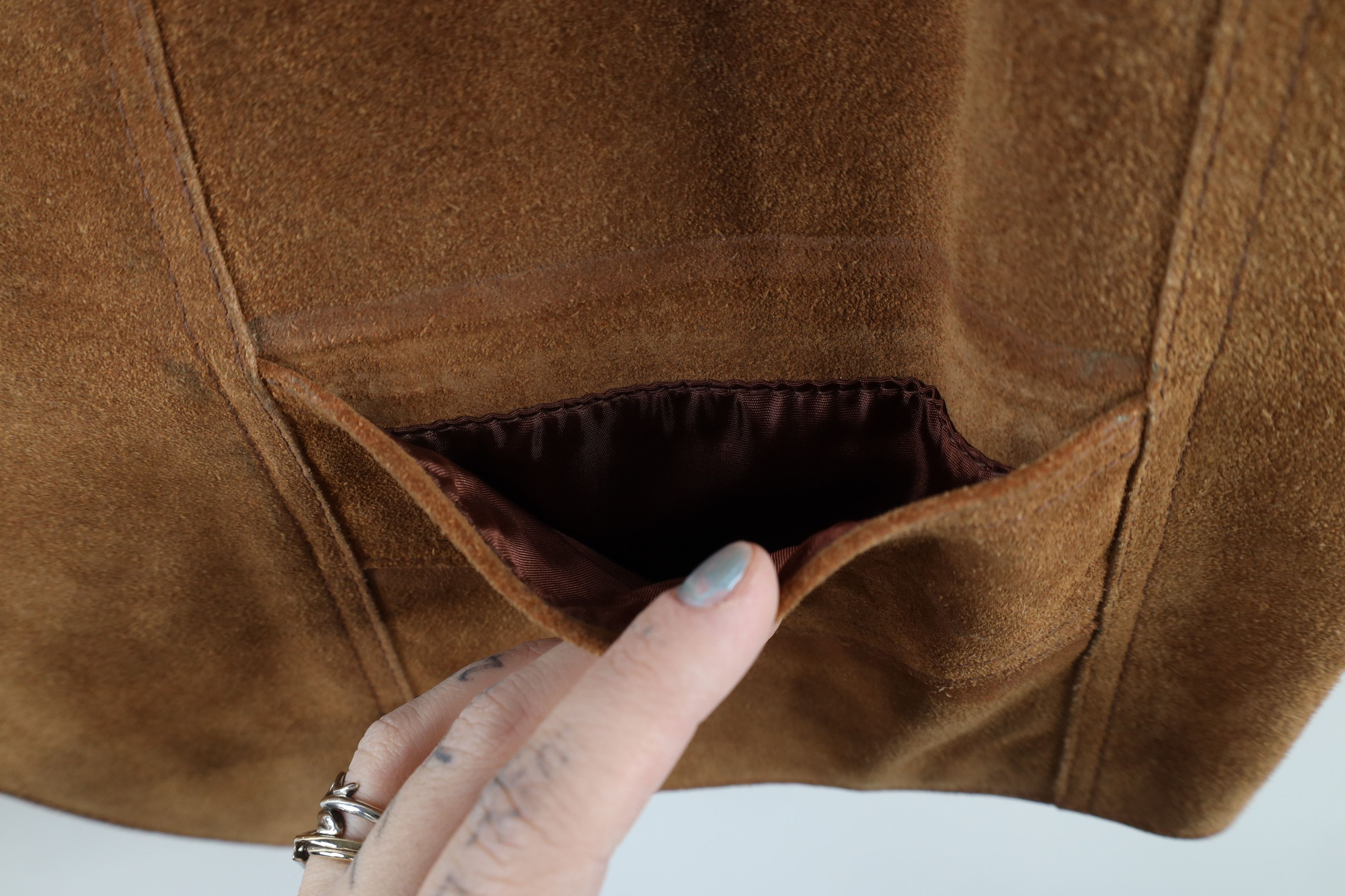 Vintage Vintage 70s Streetwear Horse Suede Leather Vest Jacket USA Size US XL / EU 56 / 4 - 8 Thumbnail