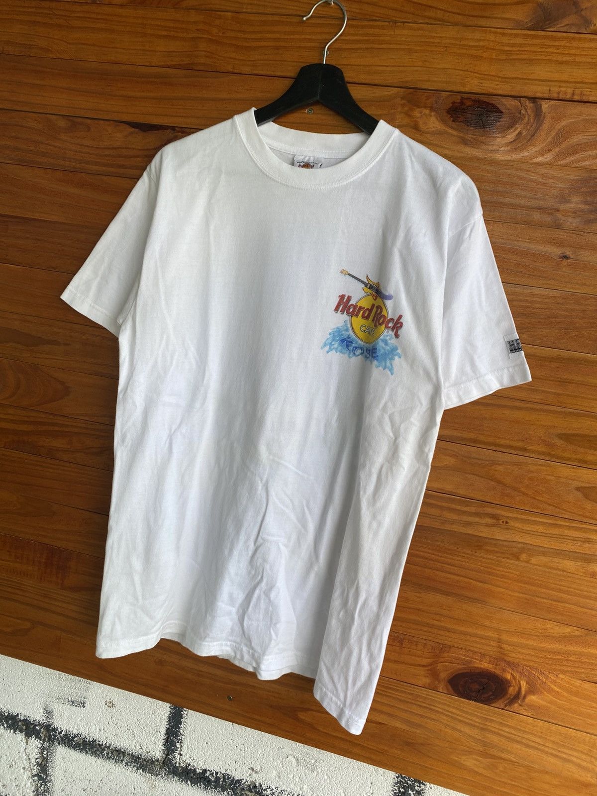 Hard Rock Cafe Vintage 90s Hard Rock Cafe Kobe Japan White Graphic Size US M / EU 48-50 / 2 - 9 Thumbnail