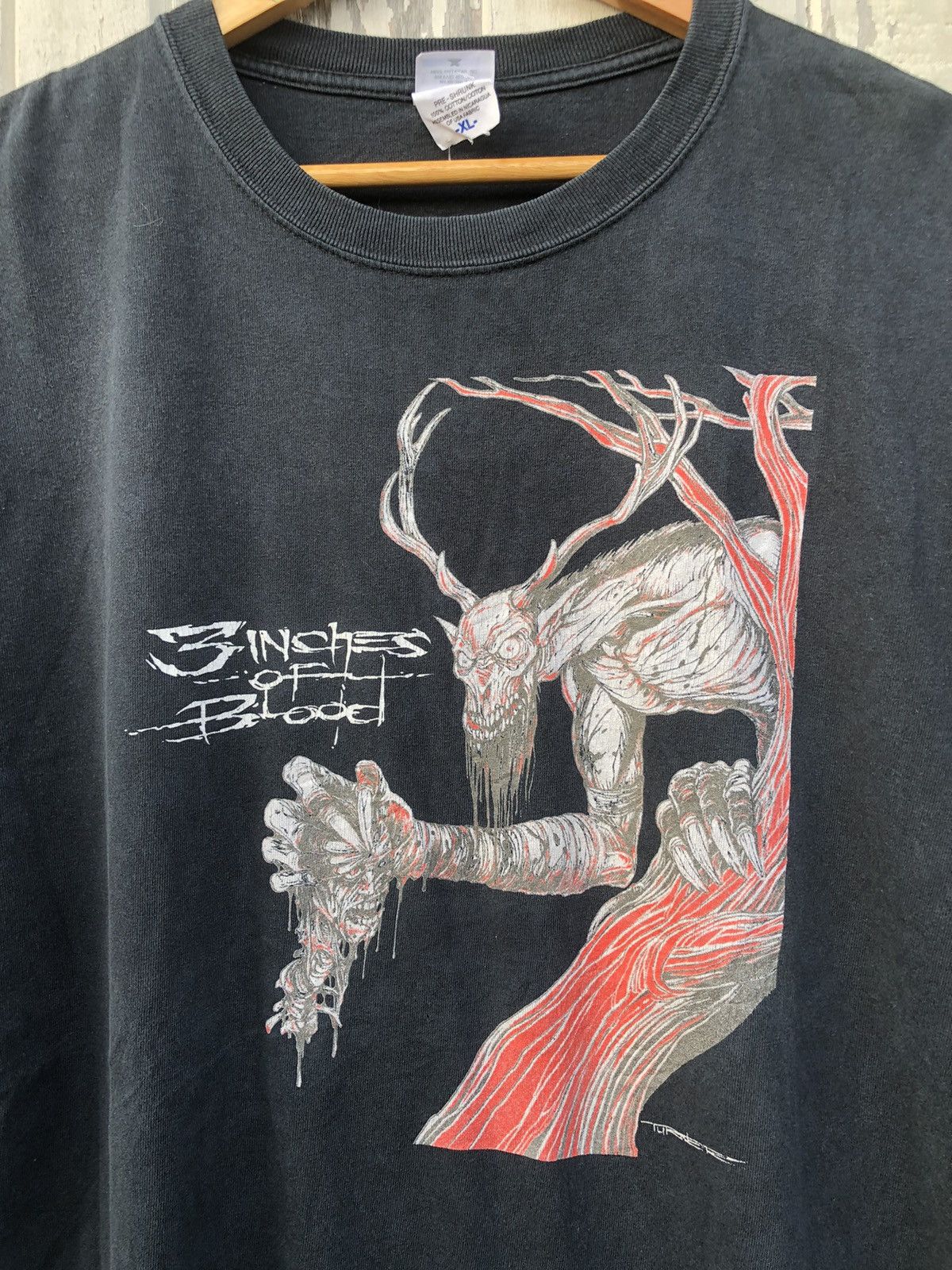 Band Tees × Metallica × Vintage Vintage Y2K 3 Inches Of Blood “Fire Up The Blades” Tee Size US XL / EU 56 / 4 - 2 Thumbnail