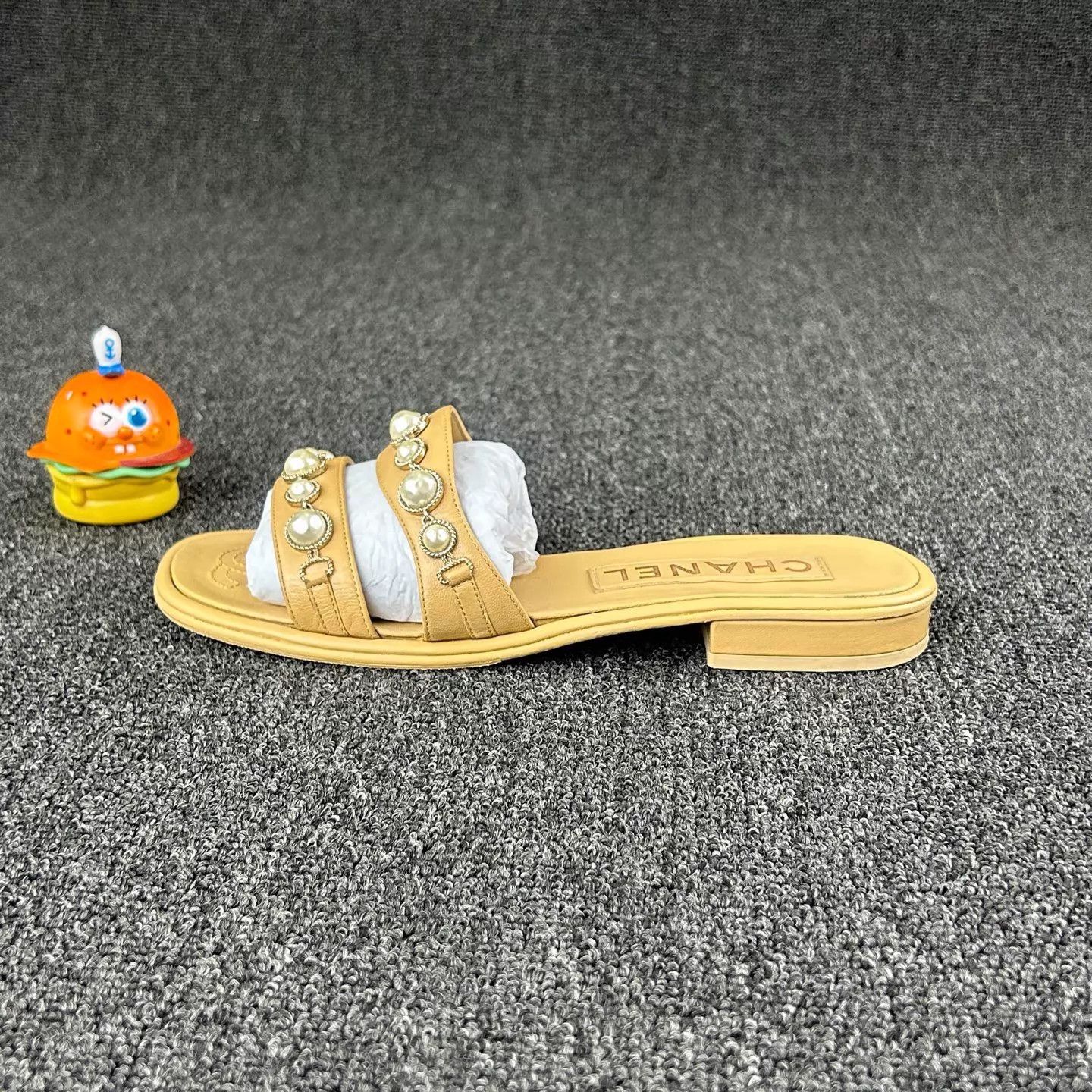 Chanel Chanel Beige Pearl Sandals 37 Size US 6.5 / IT 36.5 - 1 Thumbnail